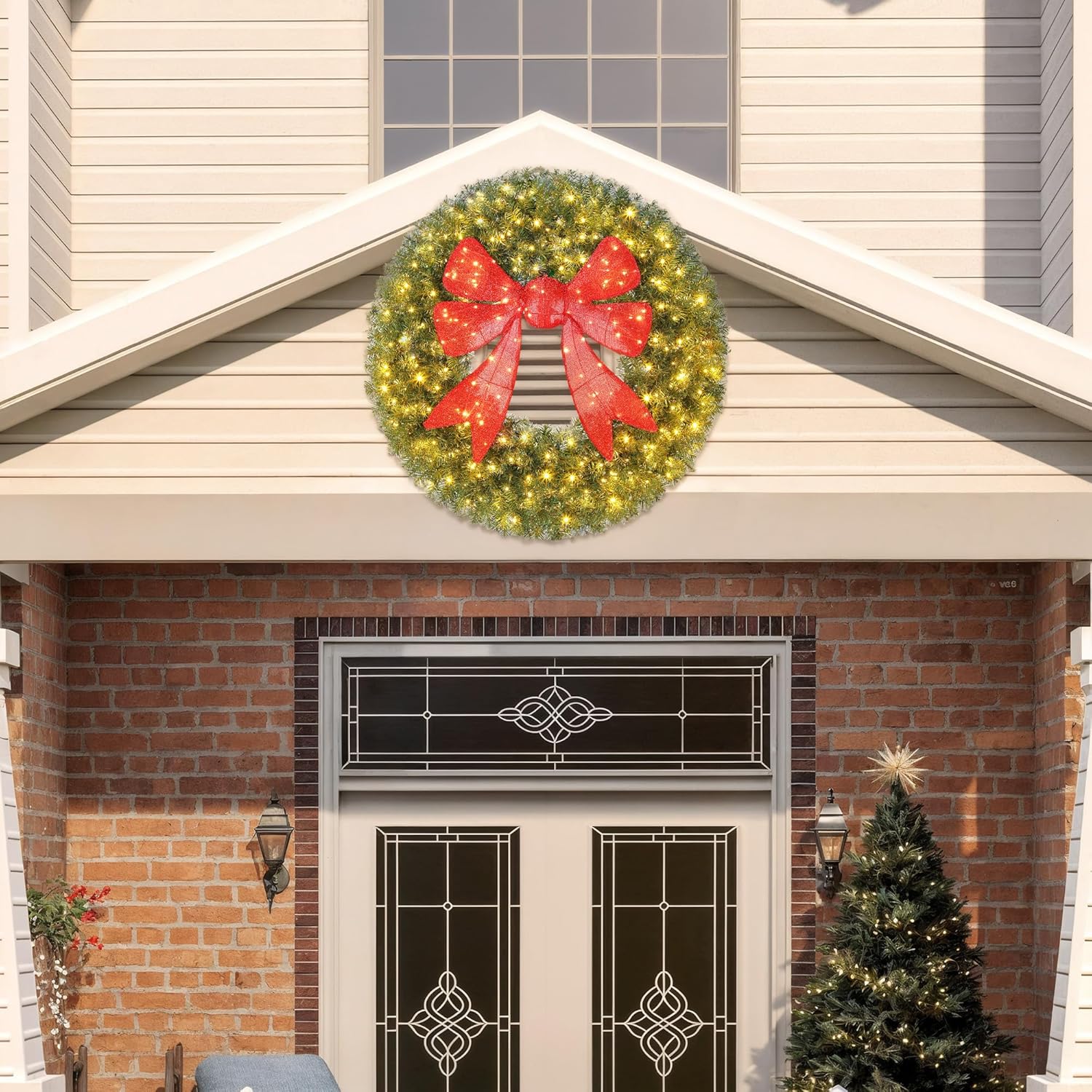 HOMCOM 48in Pre-Lit Artificial Christmas Wreath with 3D Red Bow, 11 Lighting Modes, Front Door Christmas Wreath with Remote, 200 LED Lights, 702 Tips for Indoor Outdoor Holiday Decoration