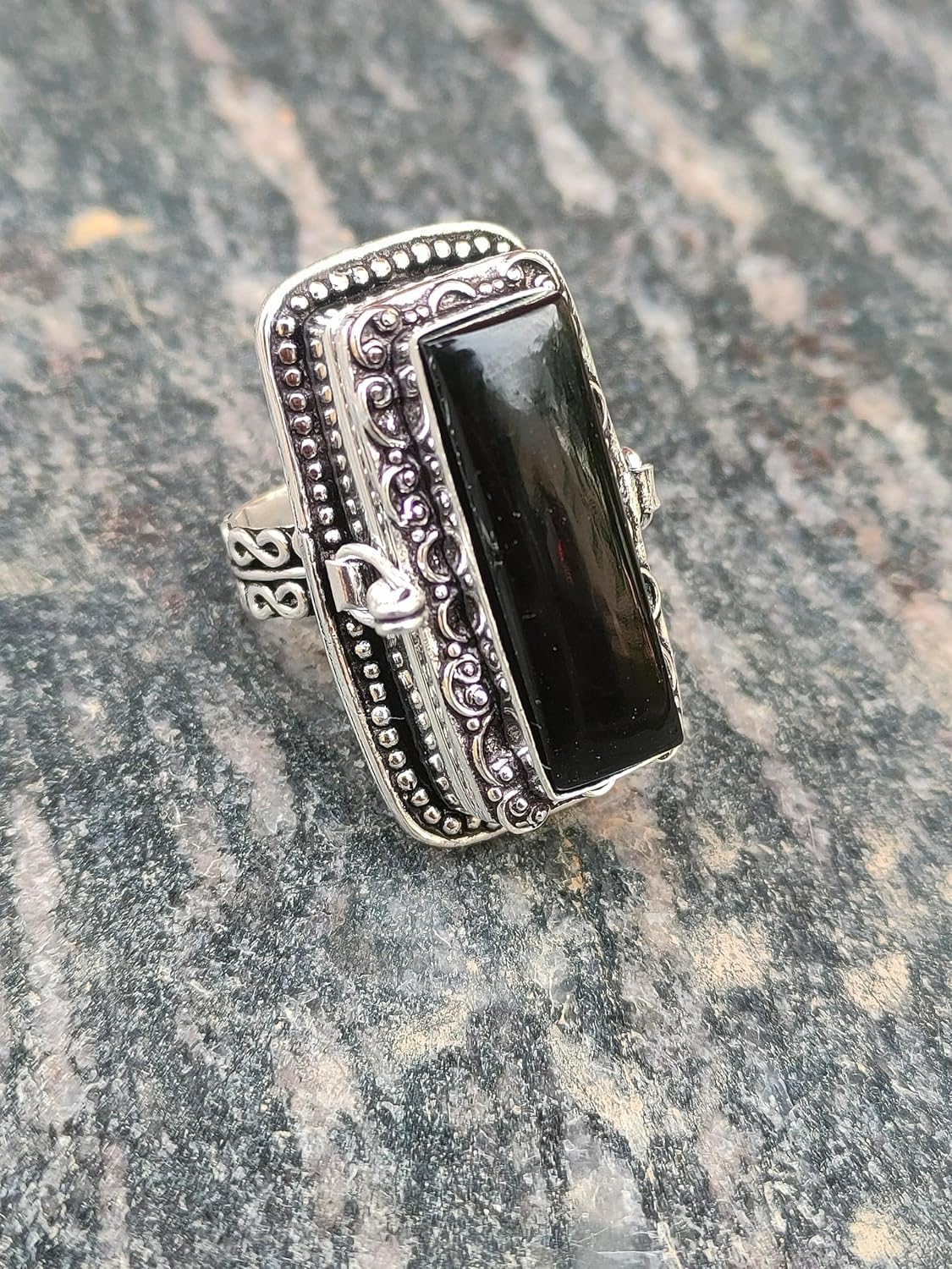 Natural Black Onyx Ring,Designer Band Poisoner Black Onyx Ring, 925 Sterling Silver plated Handmade Ring, Open able Poison Ring, Poison ring, Pill Ring