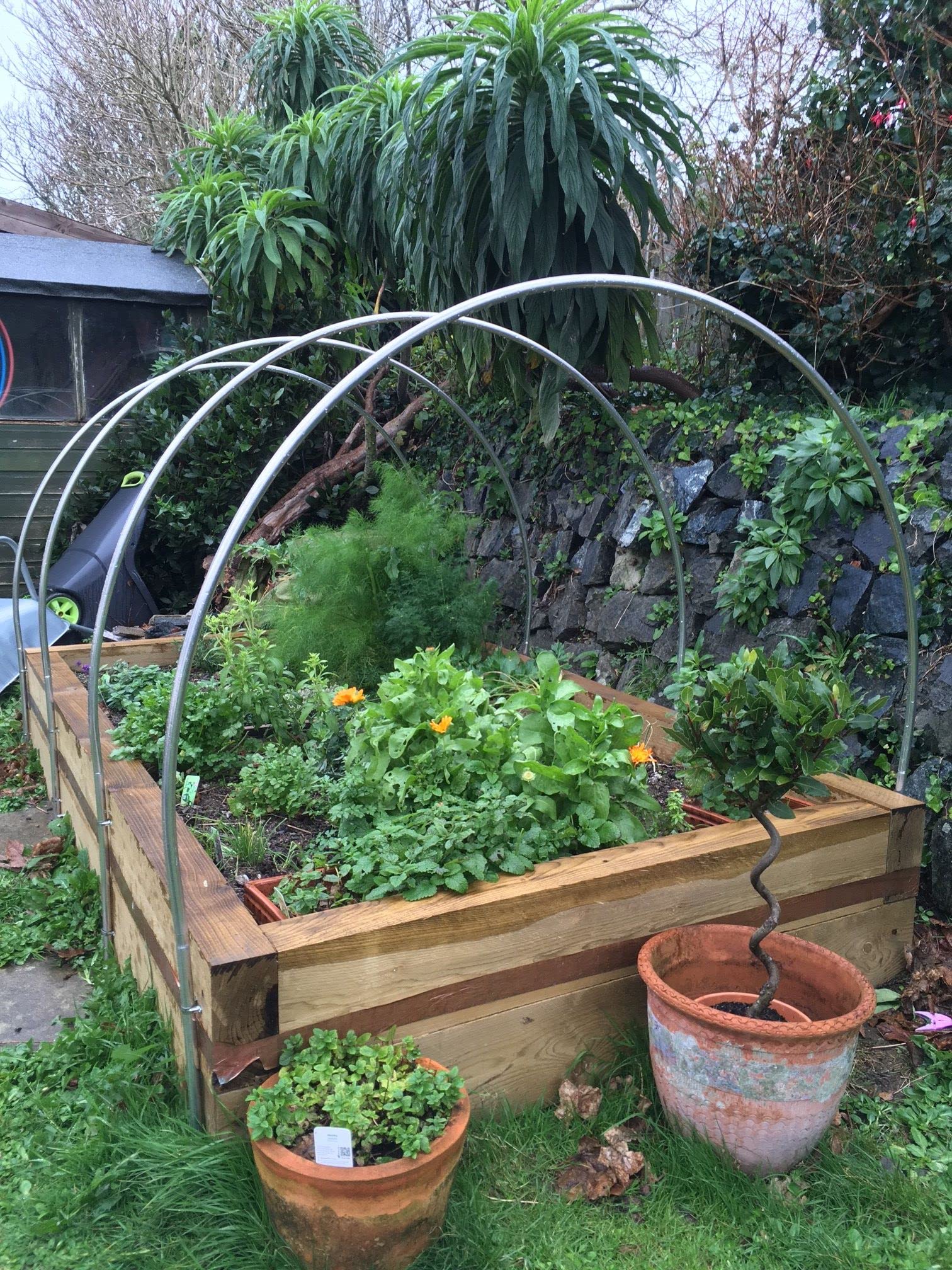 Gardening Naturally Large Round Aluminium Hoop Tunnel Kits Various Sizes & Covers Available (6m (Veggiemesh))