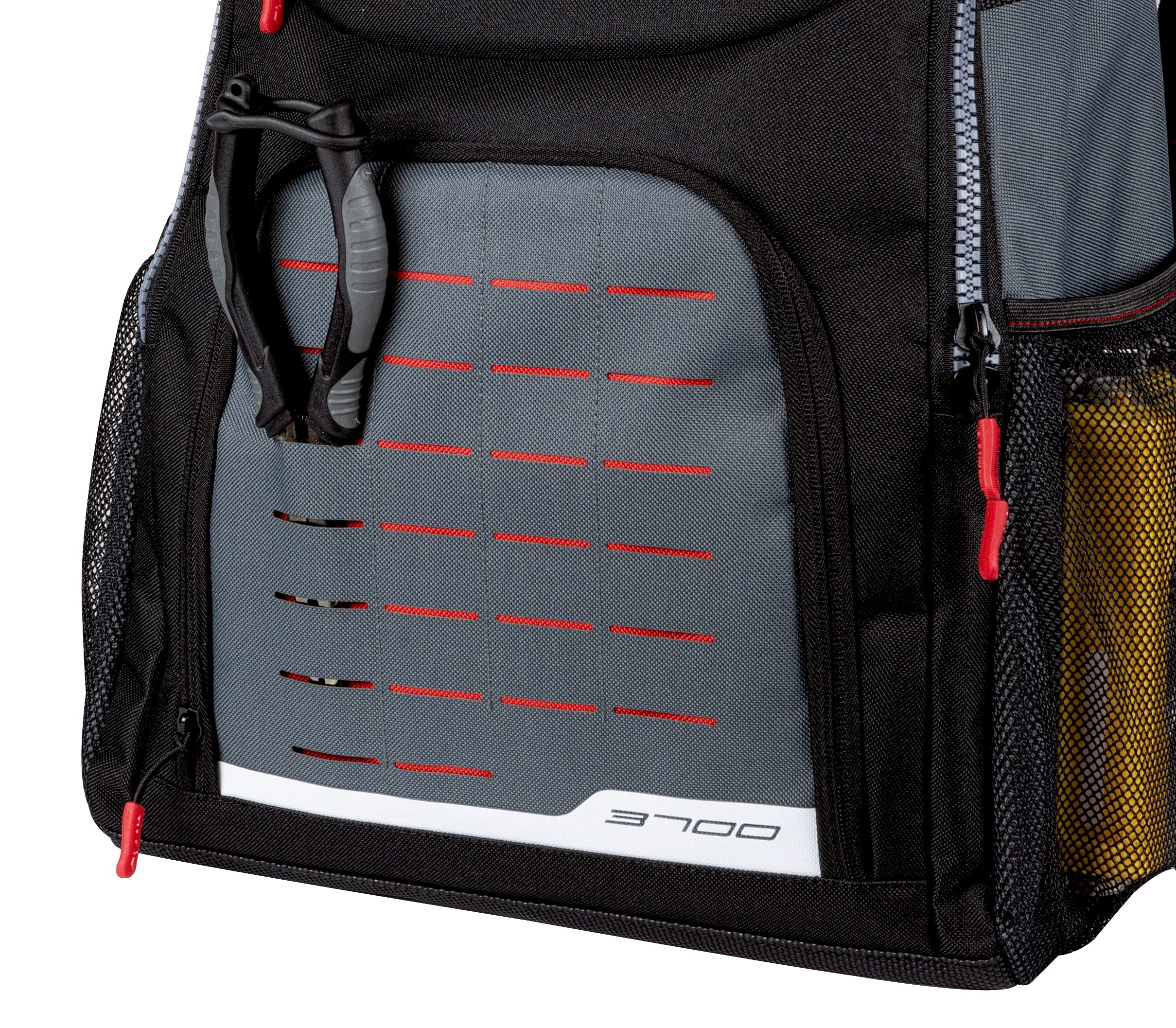 Plano Zaino serie Weekend 3700, grigio con accenti rossi, neri e bianchi, include 2 3700 scatole portaoggetti Stowaway, custodia per attrezzatura premium, borsa morbida per attrezzatura
