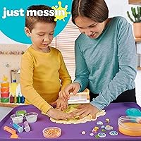 Vista 2 de Just Messin' Tapete de silicona para niños, reutilizable, antideslizante, resistente al calor, con bordes elevados de 0.6 pulgadas para contener