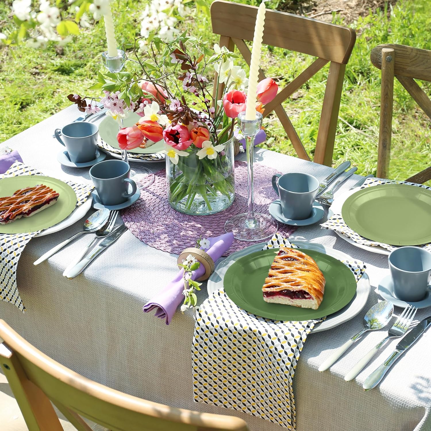 Kochorie 150 Pieces Sage Green Paper Plates 7 Inch Bulk Disposable Gradient Green Dinner Plates Heavy Duty Round Dessert Supplies for Birthday Wedding Holiday Bridal Shower Party Supplies - Image 7