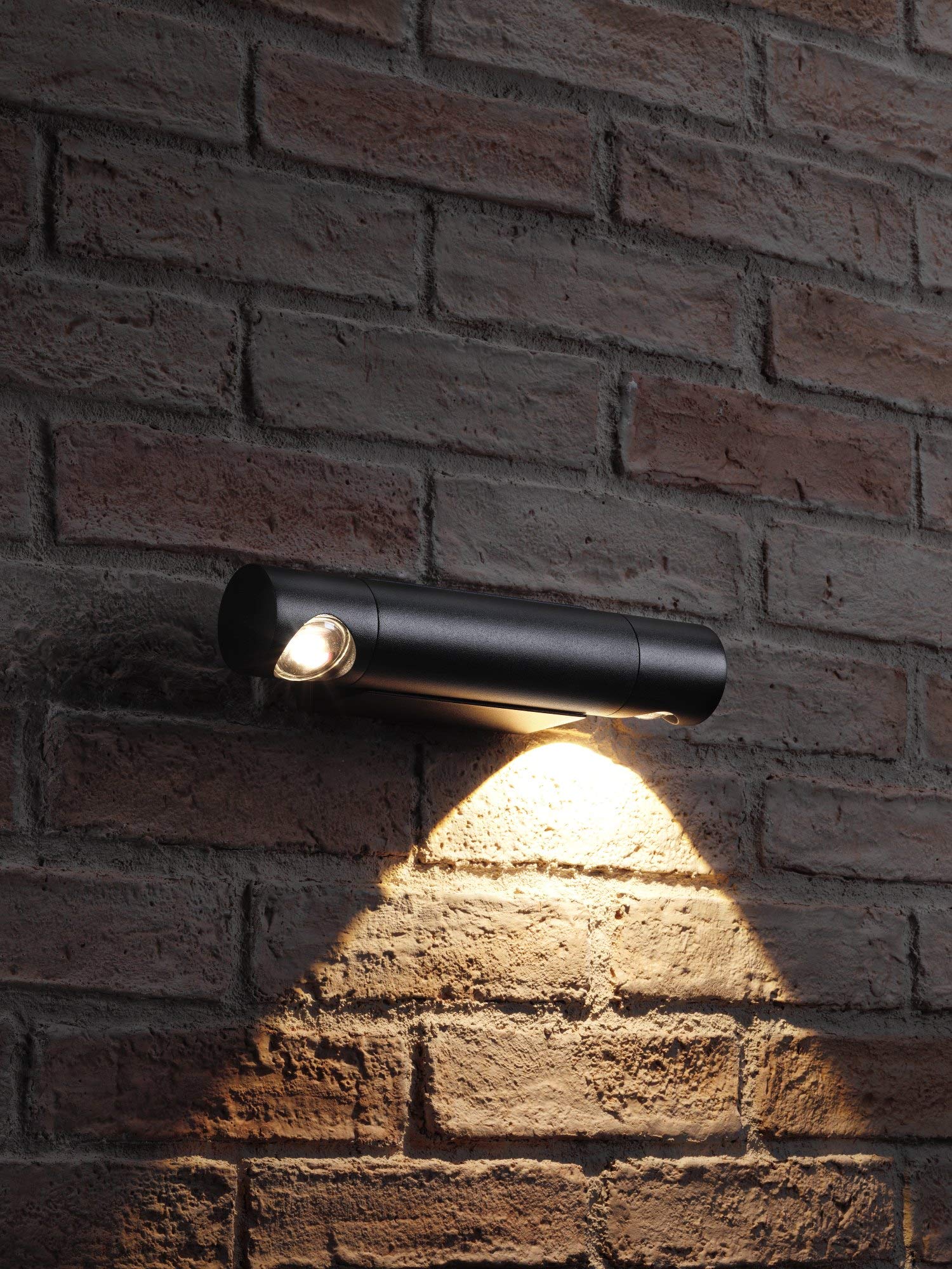 Auraglow Schwarz Integrierte LED Innenbeleuchtung im Außenbereich Drehbar Auf und Ab Wandleuchte, IP54, Warmweiß für Hausveranda, Garage oder Garten | Drehbare innen außen Warmweiß Halterung, verstellbare Richtung, für Eingang, Garage, Garten und Flur