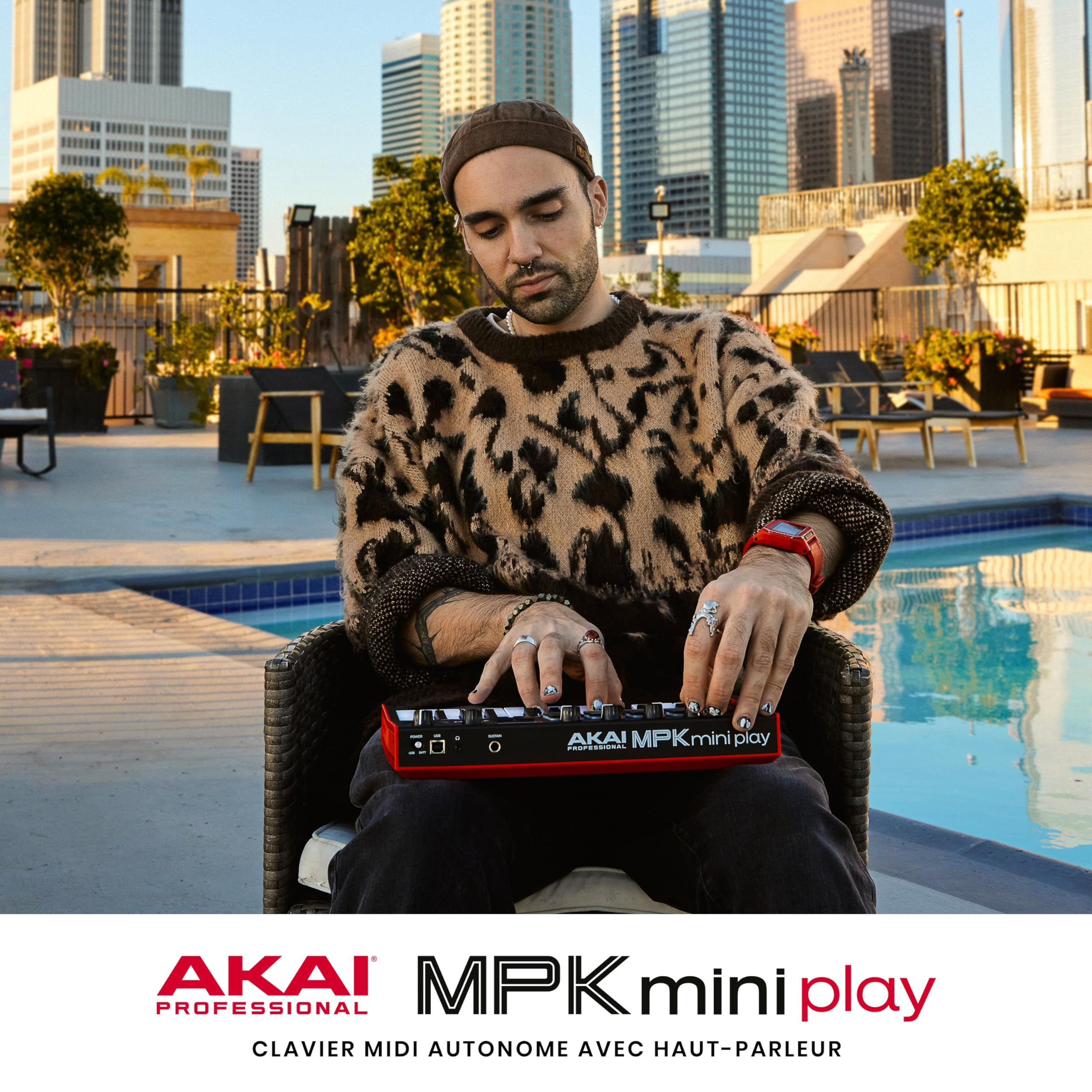 Akai Professional MPK Mini Play MK3 - Clavier MIDI Autonome avec Haut-Parleur et Sons Intégrés, Clavier Dynamique, Pads MPC, Suite Logicielle et Native Instruments Sound Package