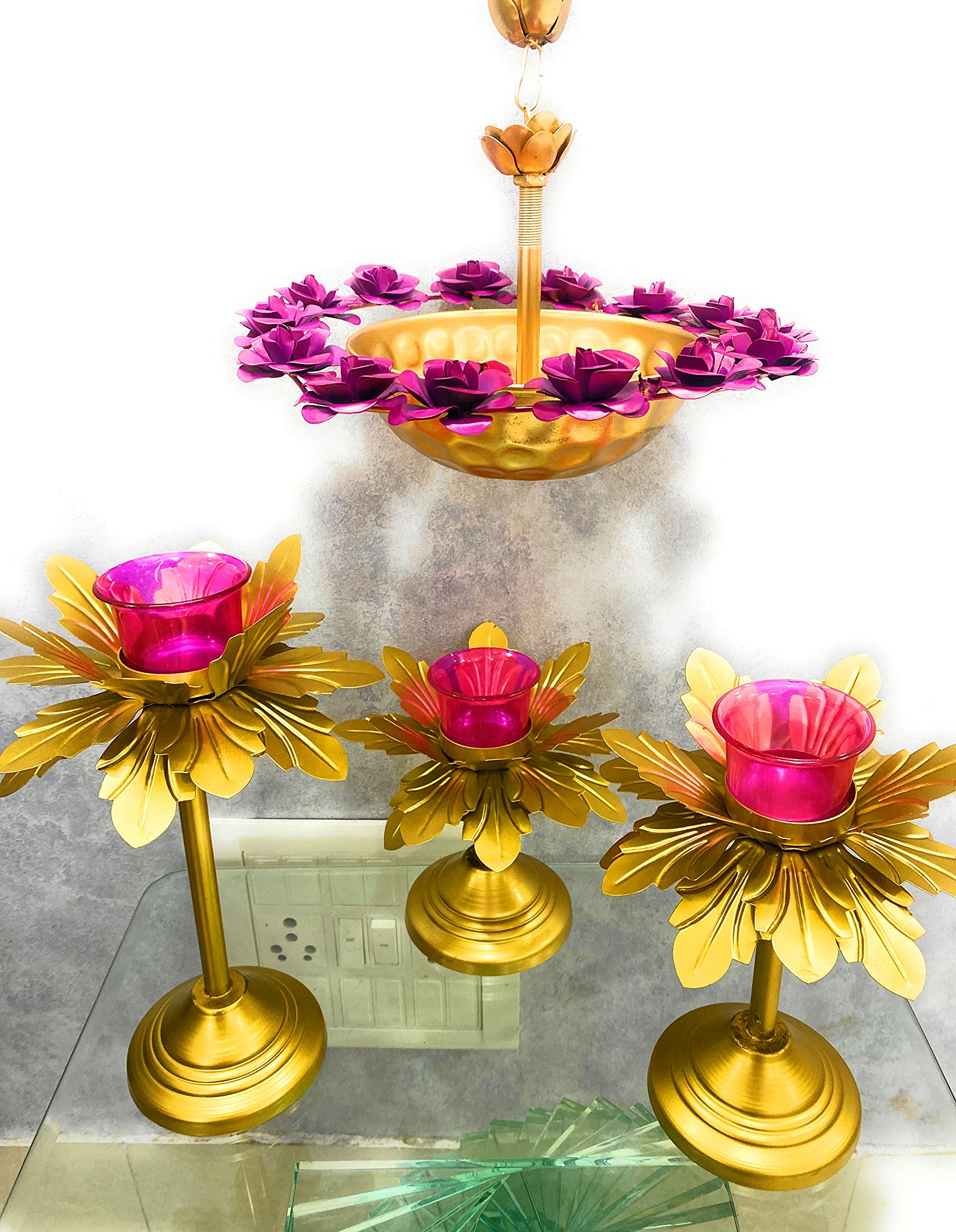 AGAAS ENTERPRISES Metal Wall Hanging uruli/Urili /urili with set of 7 piece Tealight Candle Holder Set with Glass Cups and Lotus Shape tea Light holder Golen for Home Decoration Birthday Gifts Diwali Christmas