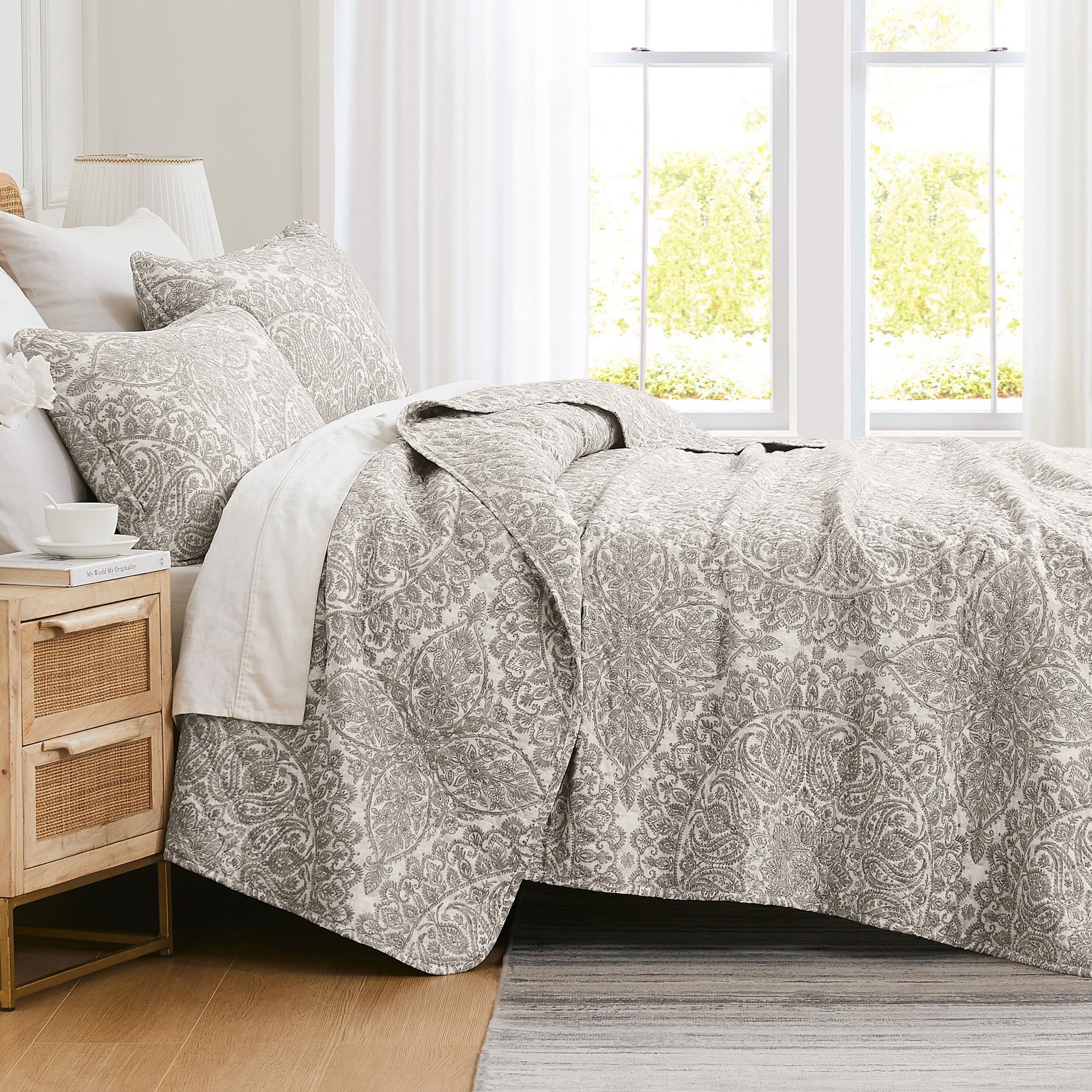 Oversized King Quilt Bedding Set with 2 Matching Quilted Pillow Shams, Bone