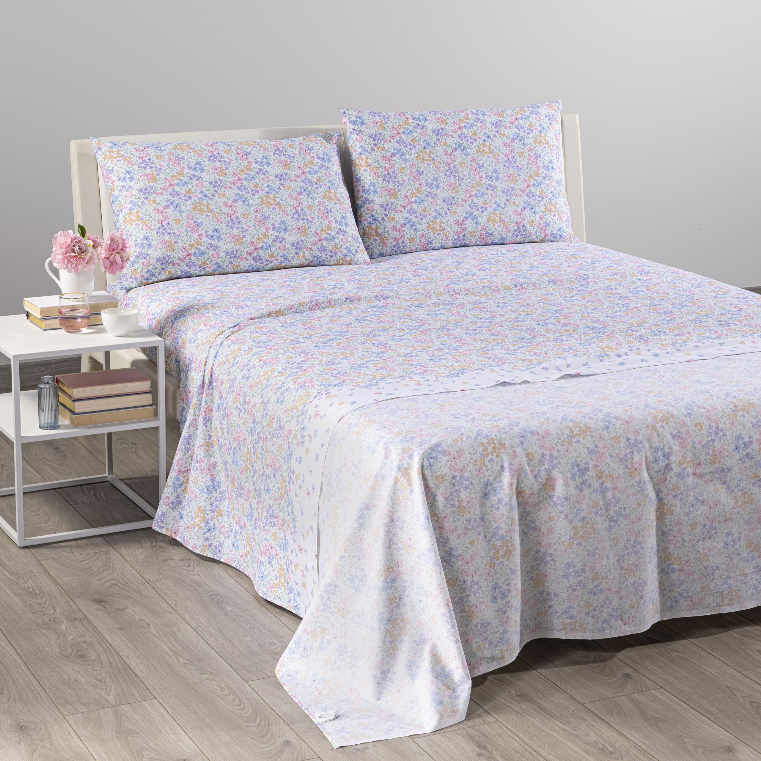 Caleffi Completo Letto Matrimoniale 100% Cotone Morbido - Lenzuolo Sotto con Angoli 180x200x25 cm, Lenzuolo Sopra 240x280 cm, 2 Federe 50x80 cm (Flower Rose)