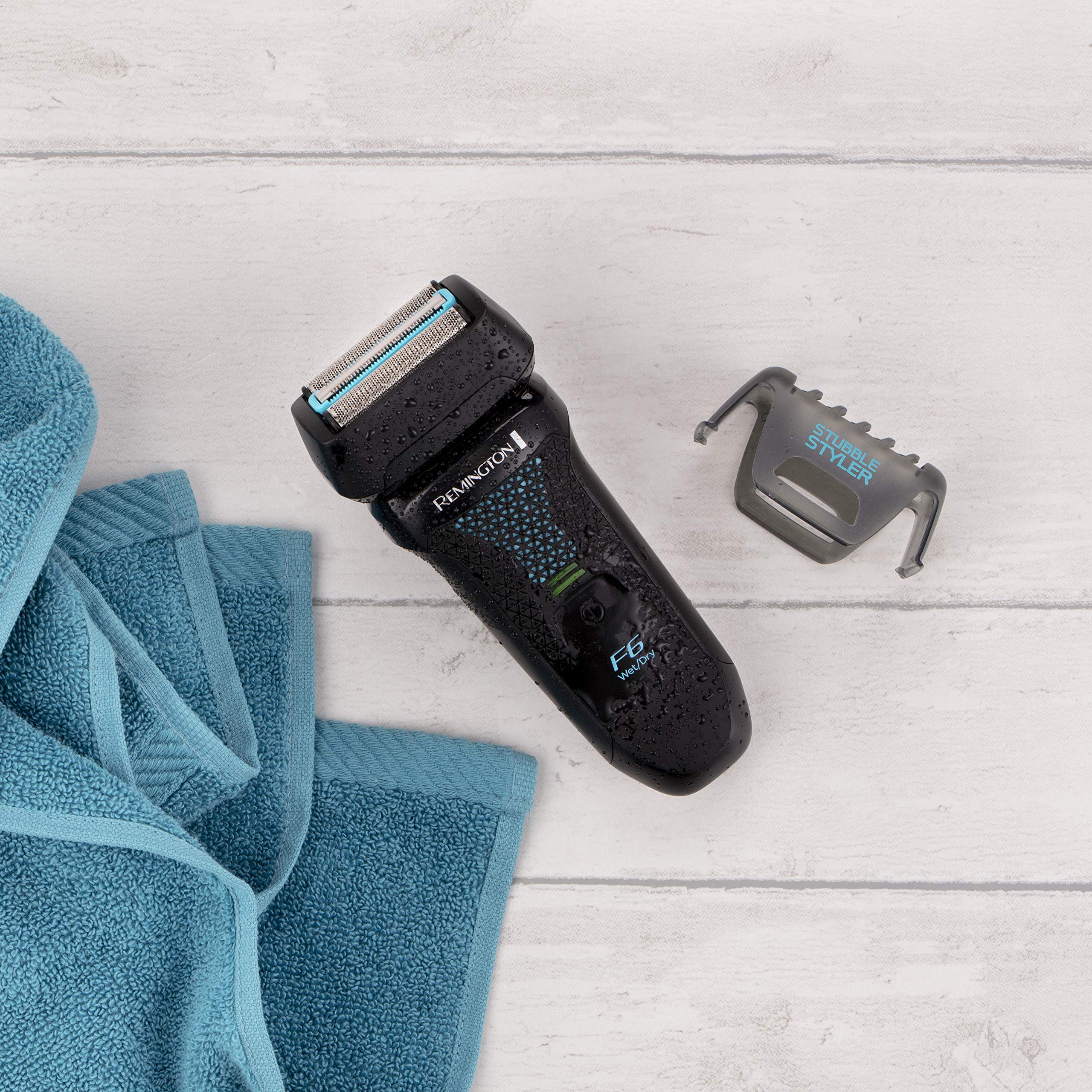 Remington Afeitadora de Láminas F6 Style Aqua - Máquina de Afeitar Inalámbrica, Láminas Flexibles Dobles Independientes, Cabezal Pivotante, Cortapatillas, 60 min Autonomía, Resistente al Agua - F6000