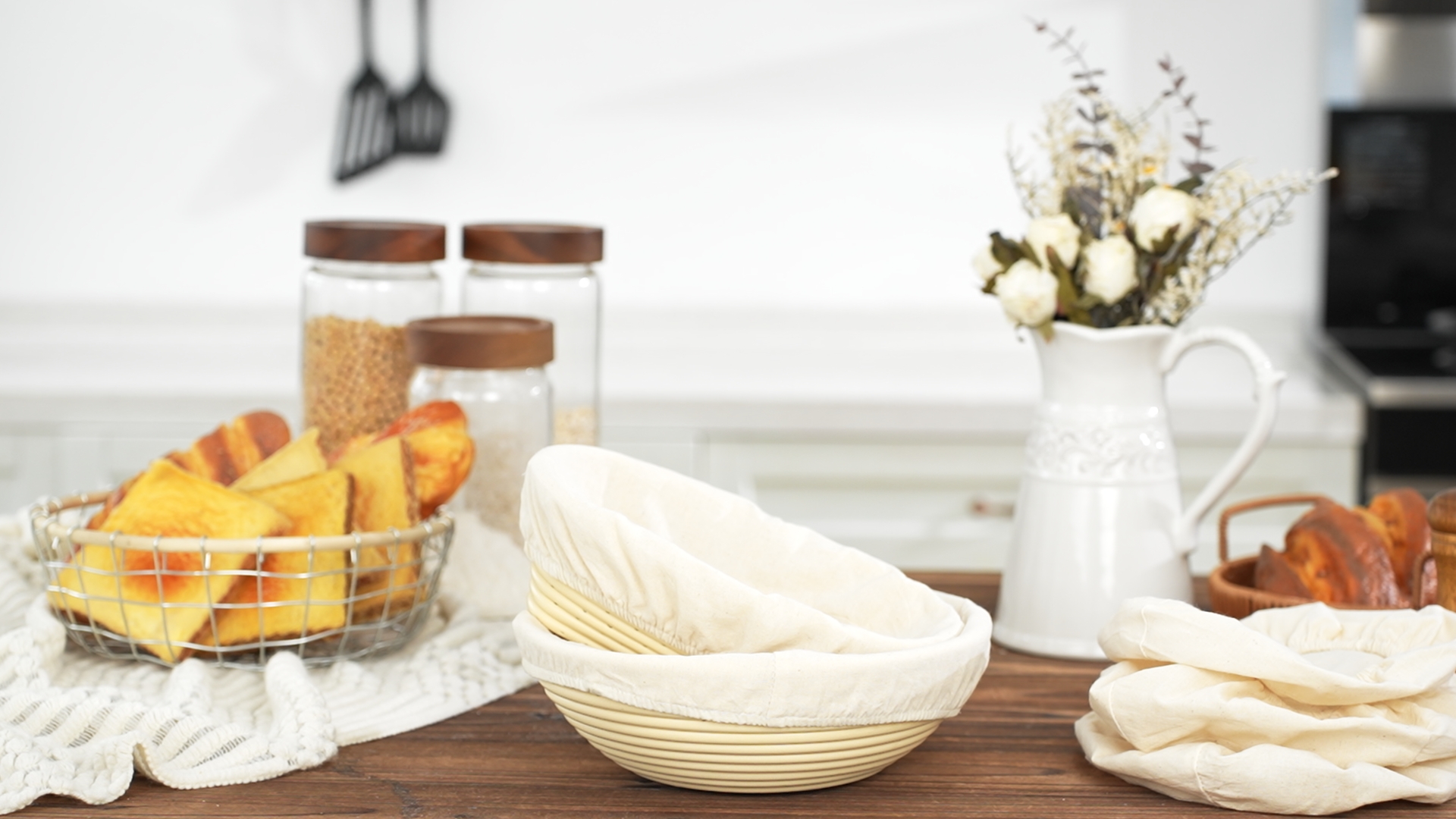 Banneton de fermentation pour pain rond en rotin | La Bouti