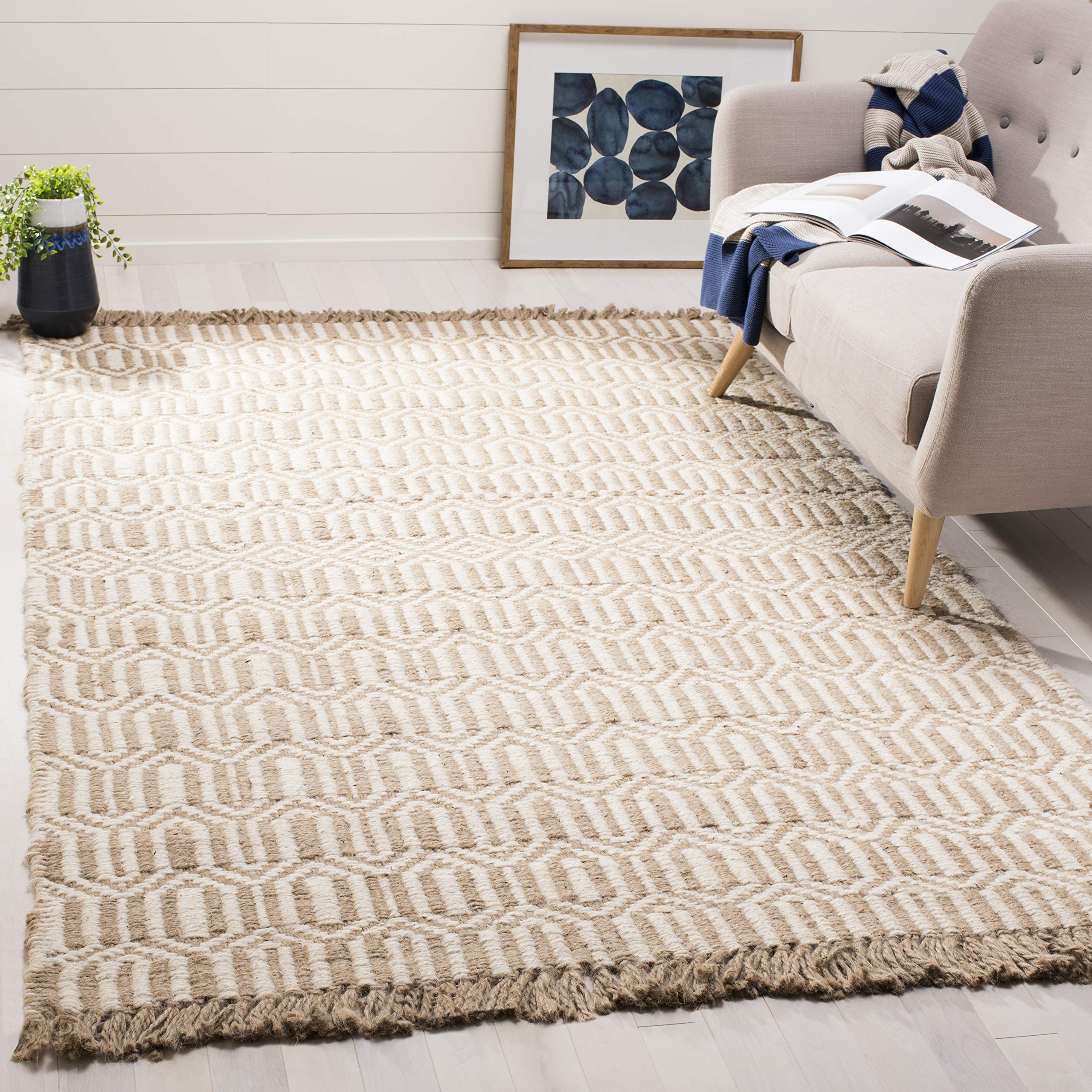 SAFAVIEH Natural Fiber Collection Area Rug - 5' x 8', Natural & Ivory, Handmade Boho Farmhouse Fringe Jute, Ideal for High Traffic Areas in Living