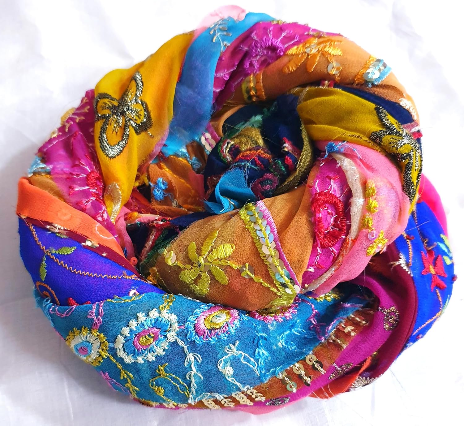 Sari Silk Ribbon Yarn Strips Georgette Fabric Remnant Embroidered Tassels Ribbons Yarn Yards Journal Scrapbook Home Decor India Journal DS234 (21 Yards)