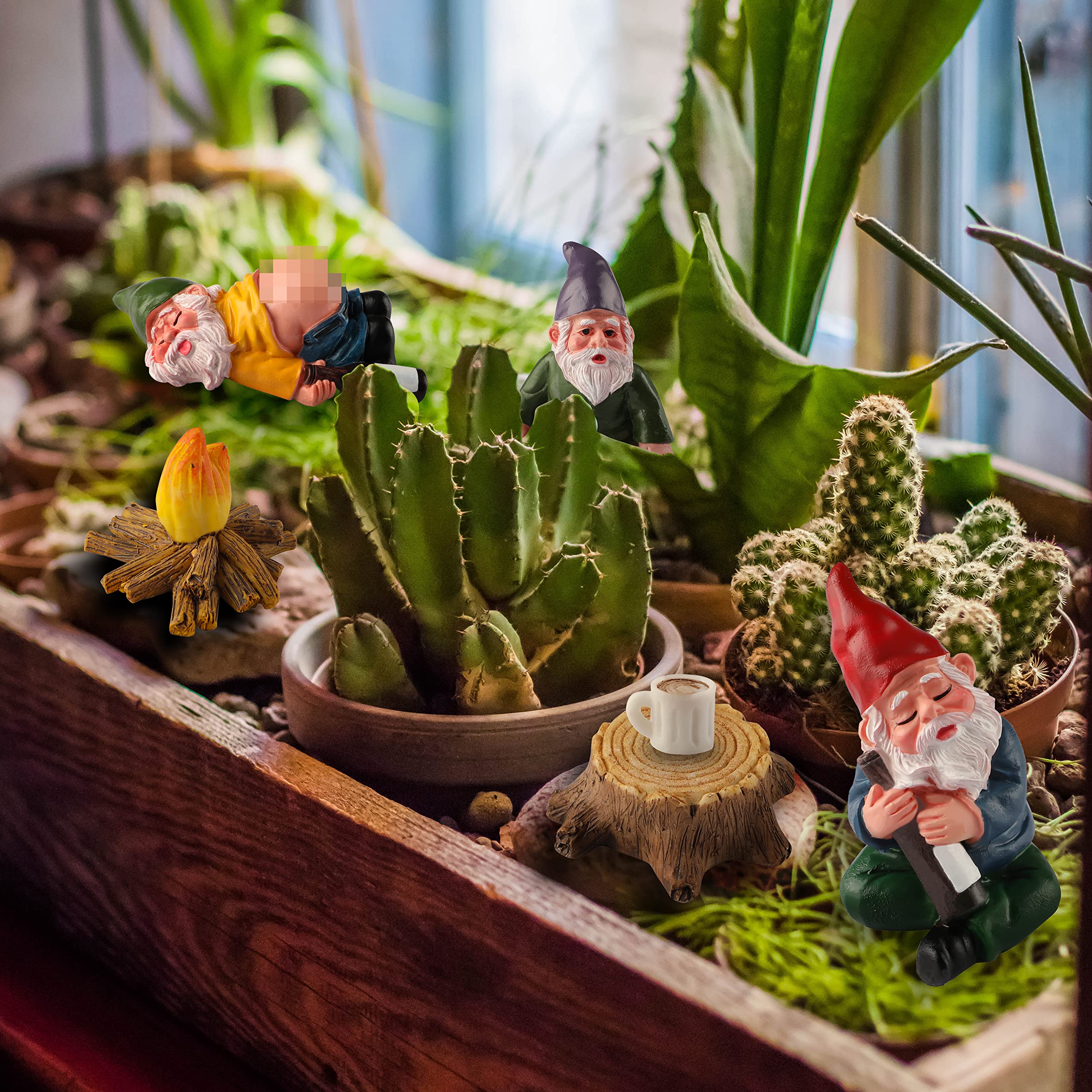 Set 5 Gnomi Da Giardino In Resina - Statuine Miniatura Per Esterni E Decorazioni - Foto 12