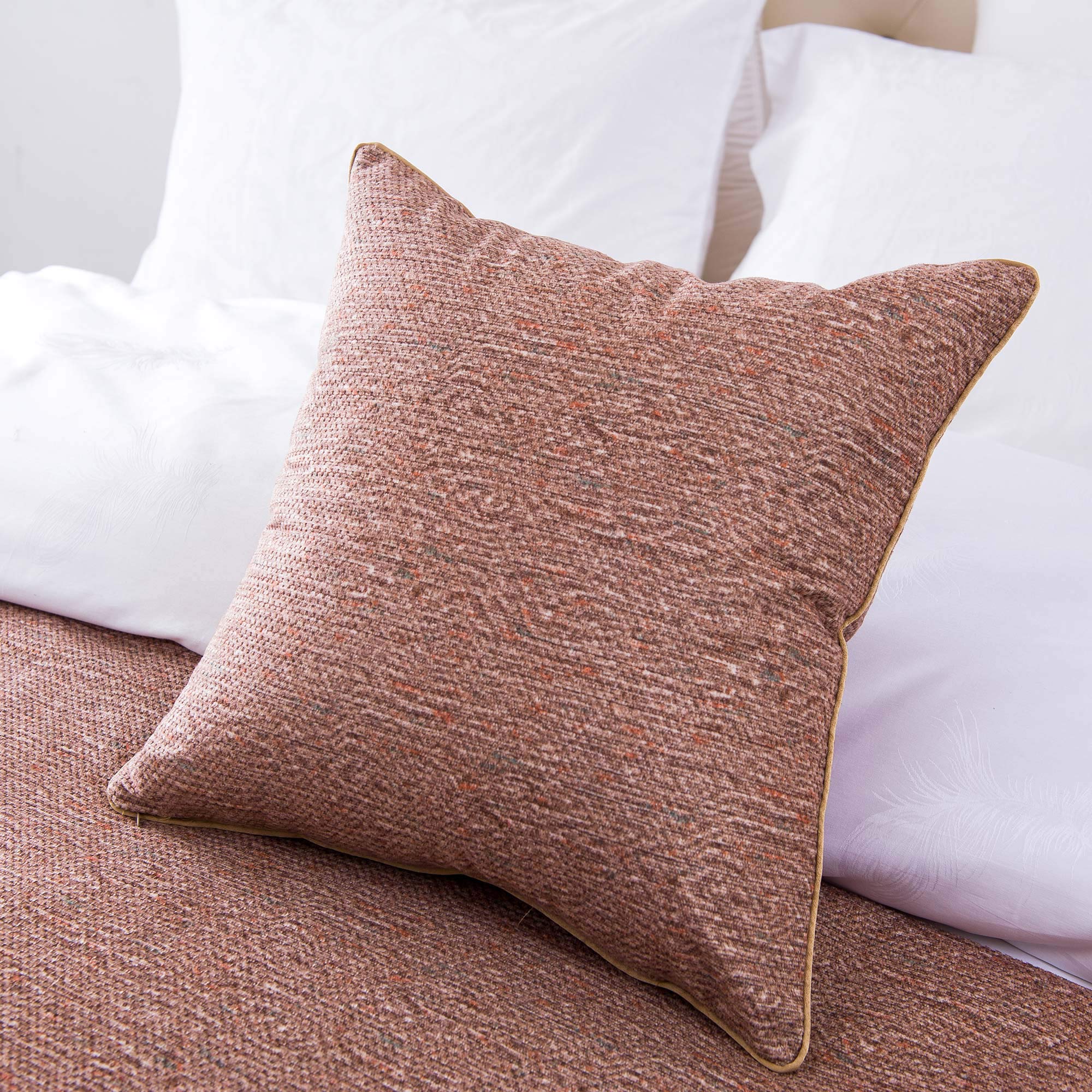 OSVINO クッションカバー インテリア 二枚セット 50x50cm ゴールド OSVINO クッションカバー インテリア 二枚セット 50x50cm ゴールド