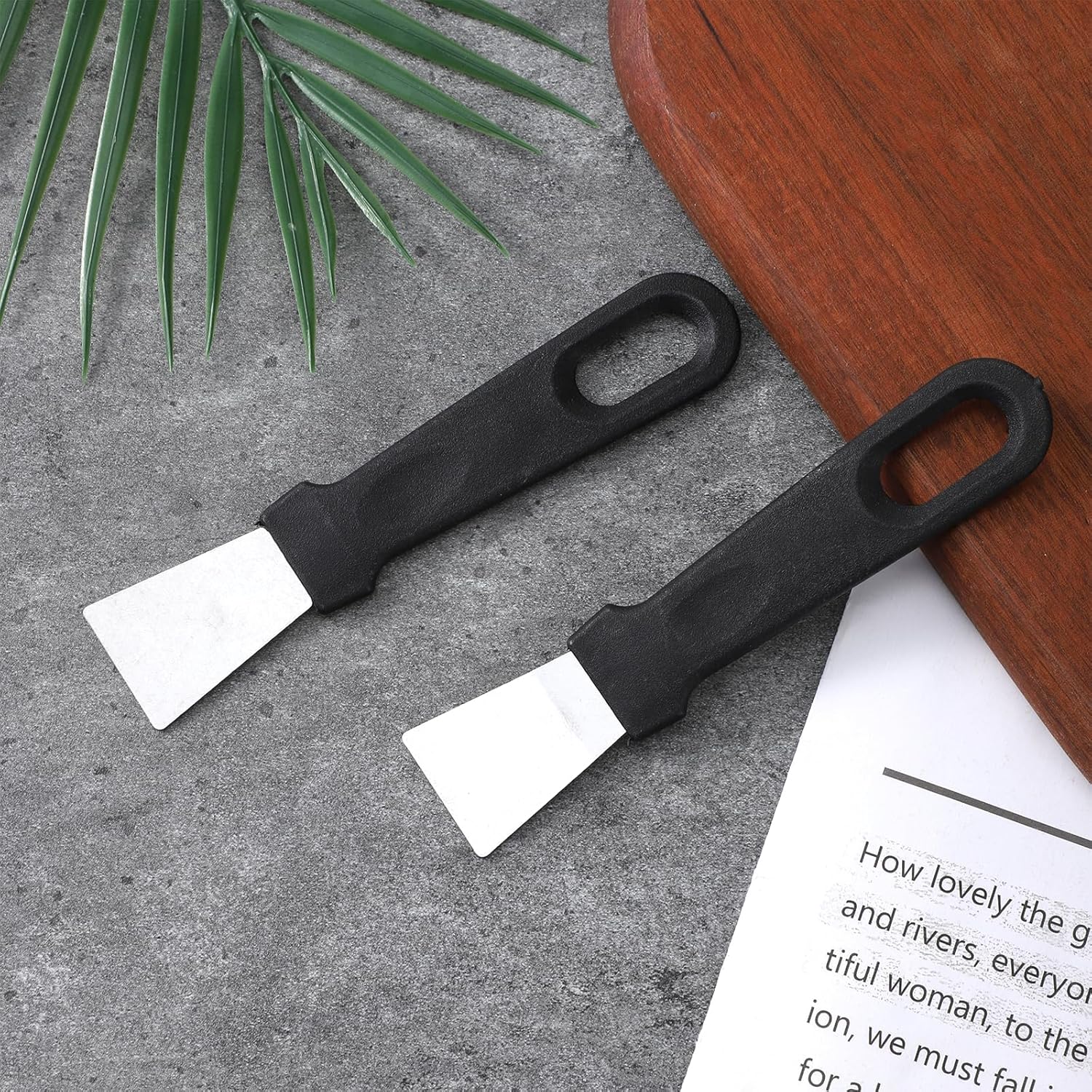 2 PCS Stainless Steel Metal Scraper Tool Griddle Stove Scraper Tool Non Scratch Small Grill Scrapers Window Glass Kitchen Cleaning Scrapers for Ovens Stoves Paint Cooktop