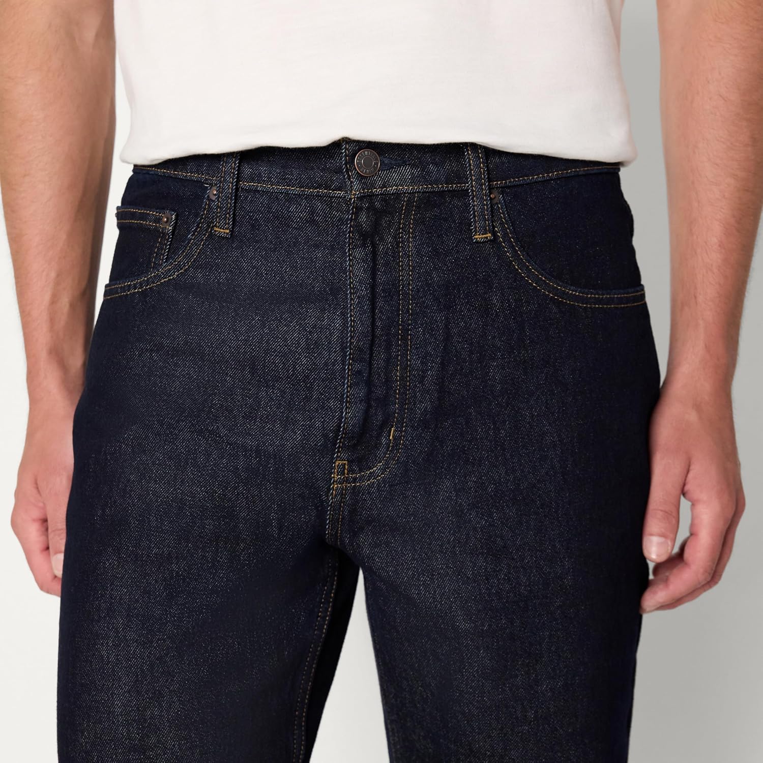 Amazon Essentials Men's Rigid Loose Fit Jeans