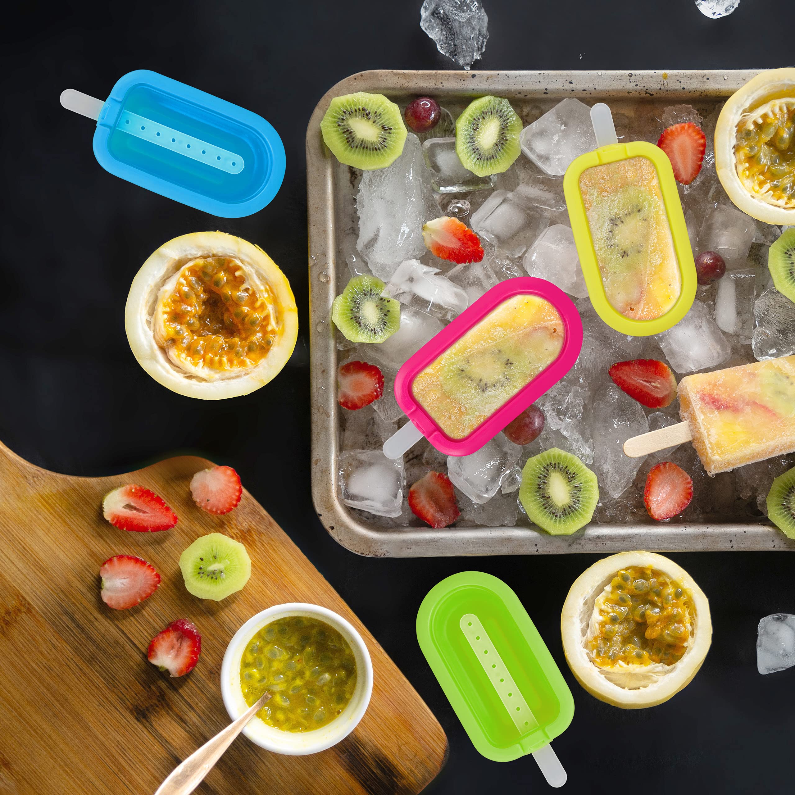 Relaxdays Set 4 Moldes Helados, Silicona sin BPA, Polos Caseros con Palo, Politos de Hielo, Verde/Azul/Rosa/Amarillo