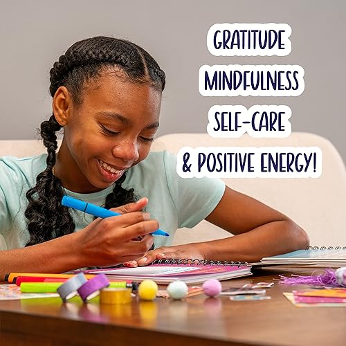 Miniatura 5 de DOODLE HOG Diario de afirmación de gratitud para niñas, juego de diario, incluye diario de 100 páginas, calcomanías, llavero, marcadores, cinta