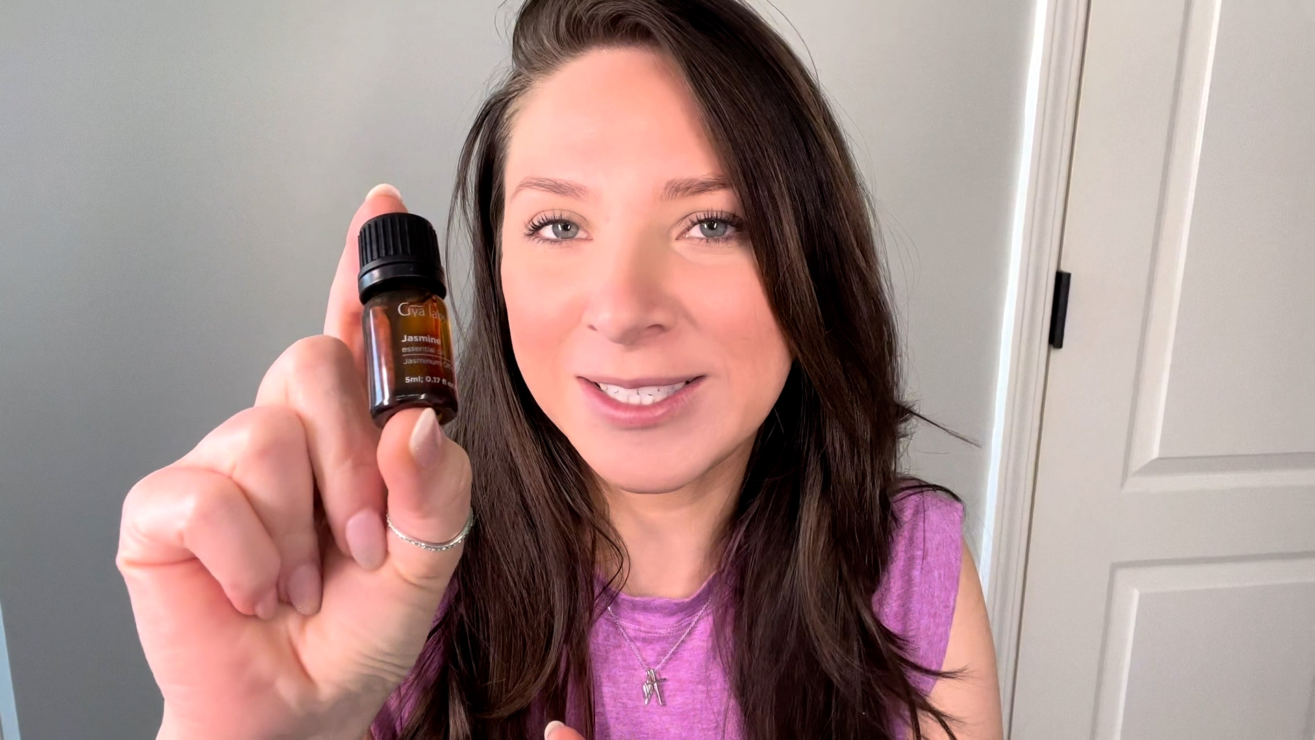 Amazon.com: 100% Pure Jasmine Essential Oil - 0.17 Fl Oz - Jasmine