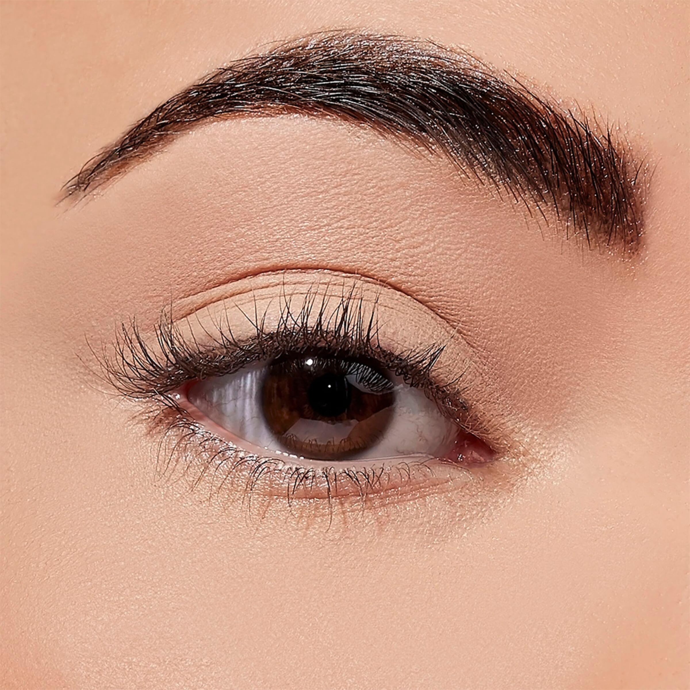 Sigma Beauty Eyeshadow Base Primer in Ignite - Base Per Trucco Occhi Resistente Alle Pieghe E Allo Sbiadimento, Con Punta Retrattile Per Una Facile Applicazione - Aumenta Il Colore Dell'ombretto