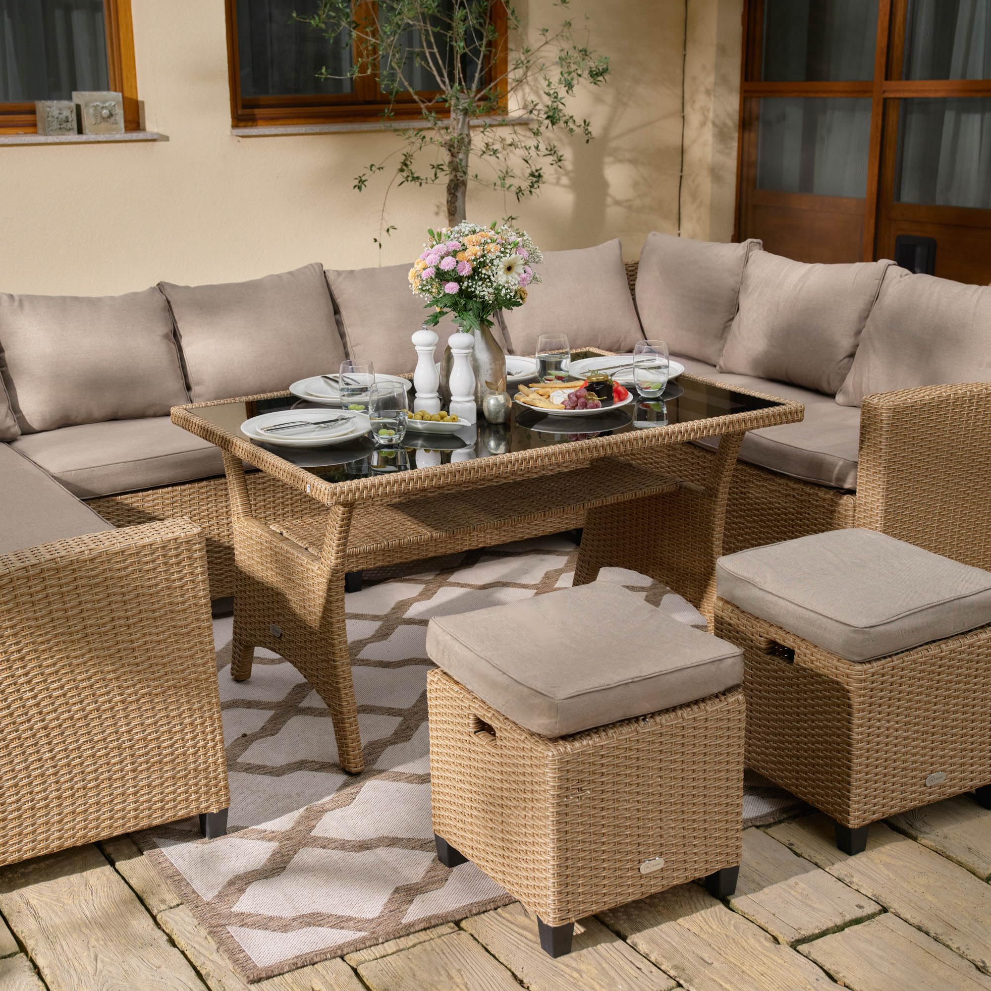 di volio Gartenmöbel-Set Polyrattan Lounge für 9 Personen Outdoor Livorno | Ecksofa, 2 Hocker, Tisch, Sitz- und Rückenkissen, Stahlrahmen, UV-beständig, pflegeleicht, Terrasse