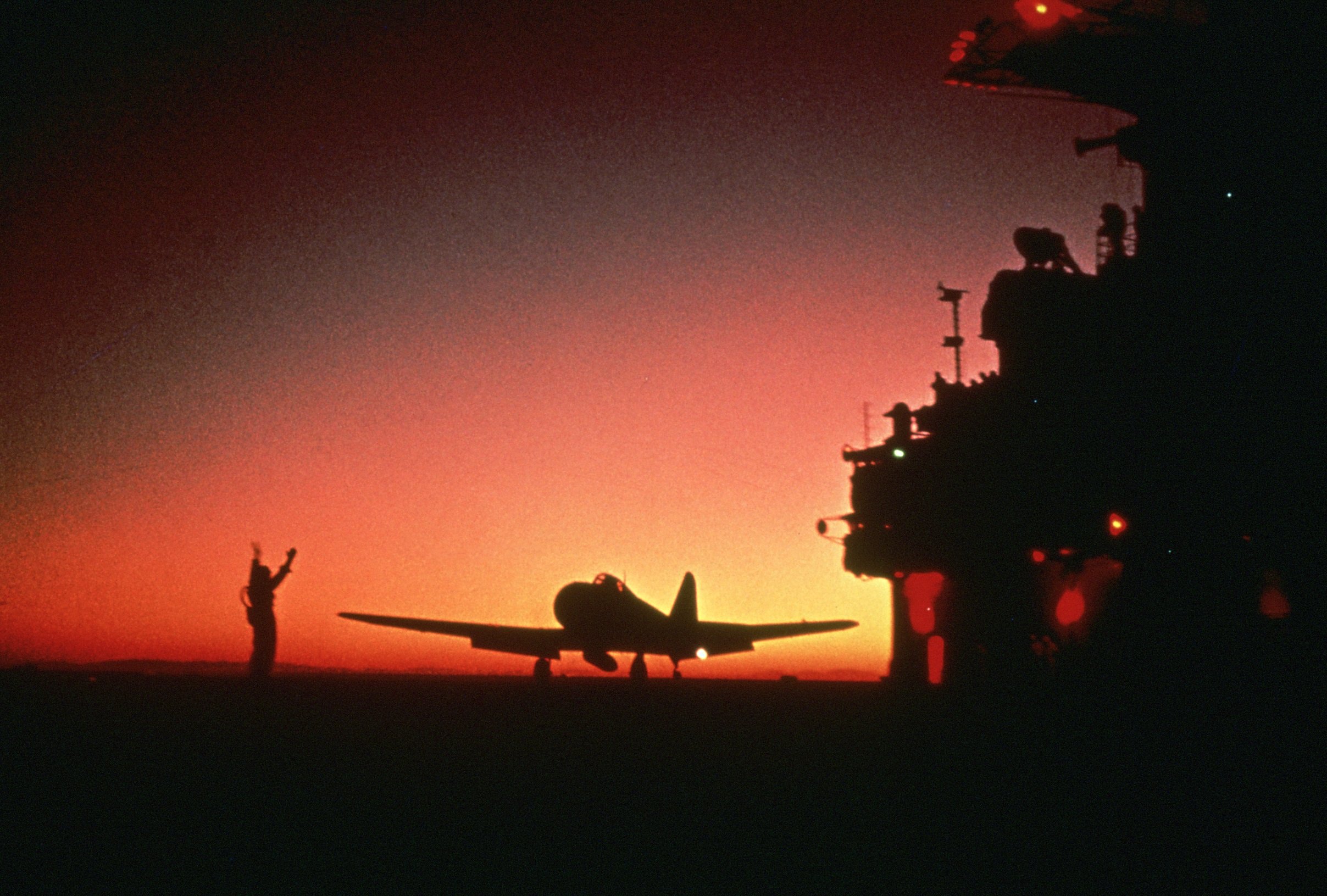 Coffret guerre aérienne : la bataille d'Angleterre ; le crépuscule des aigles ; tora ! tora ! tora !