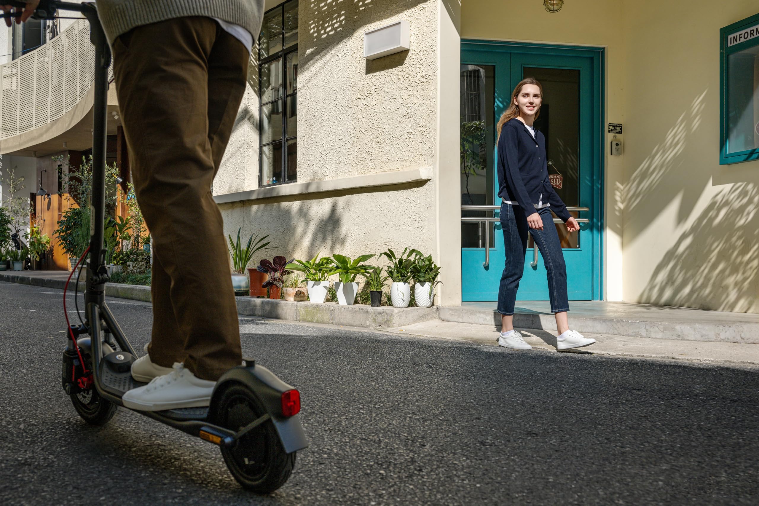Segway-Ninebot, Monopattino Elettrico, Modello F2 E II per adulti, 25 km/h velocità massima, 55 km autonomia, doppio sistema frenante
