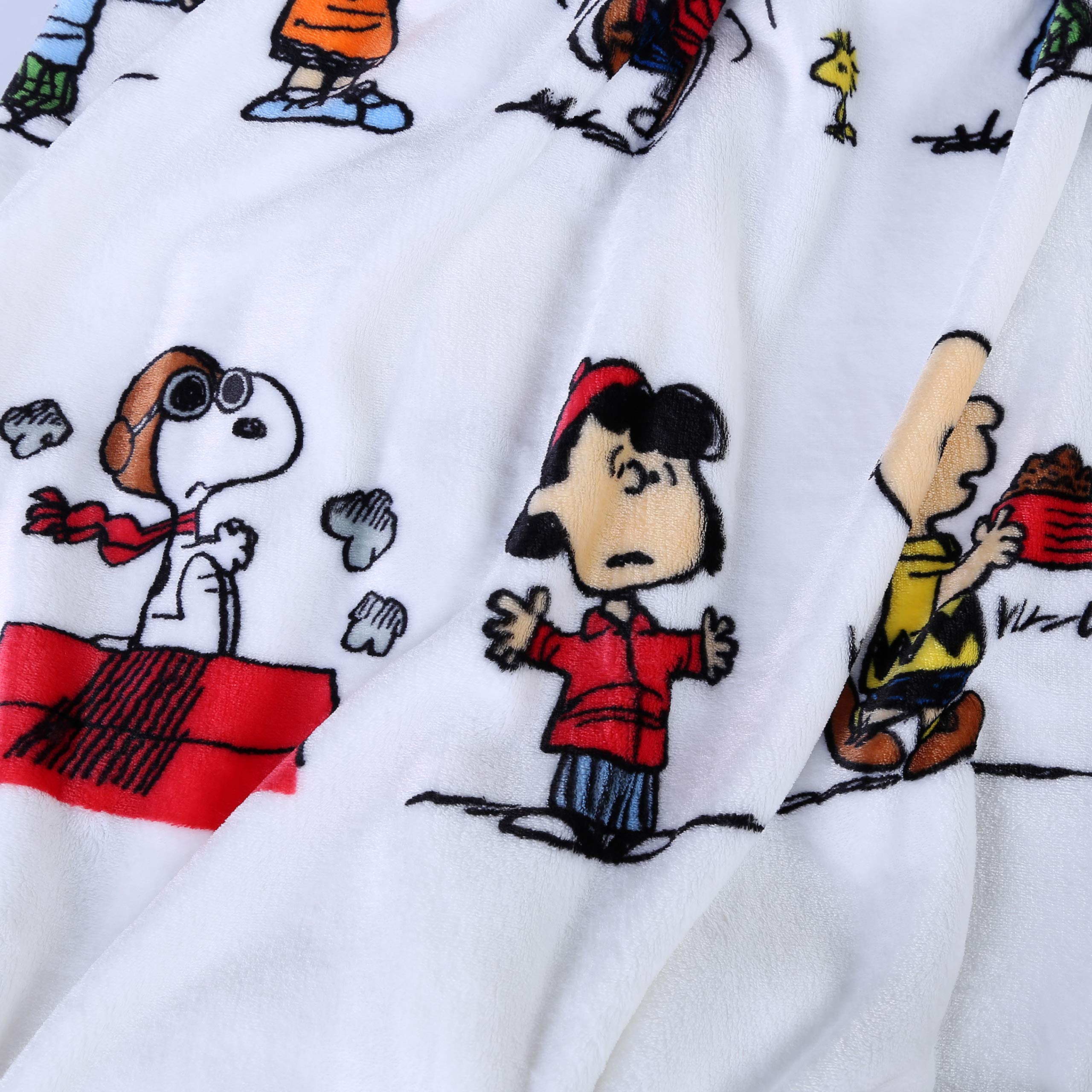 Berkshire VelvetLoft Peanuts Snoopy Cute Character Plush Throw Blanket