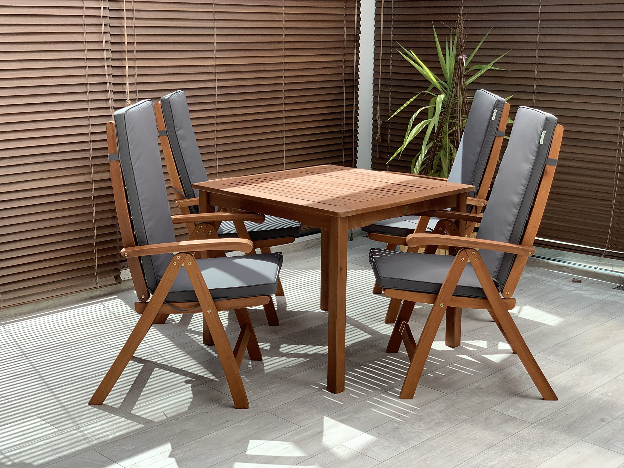 Rattanland Florence 90 x 90 cm, zestaw mebli ogrodowych z certyfikatem FSC z 4 krzesłami Calgary (szare poduszki)