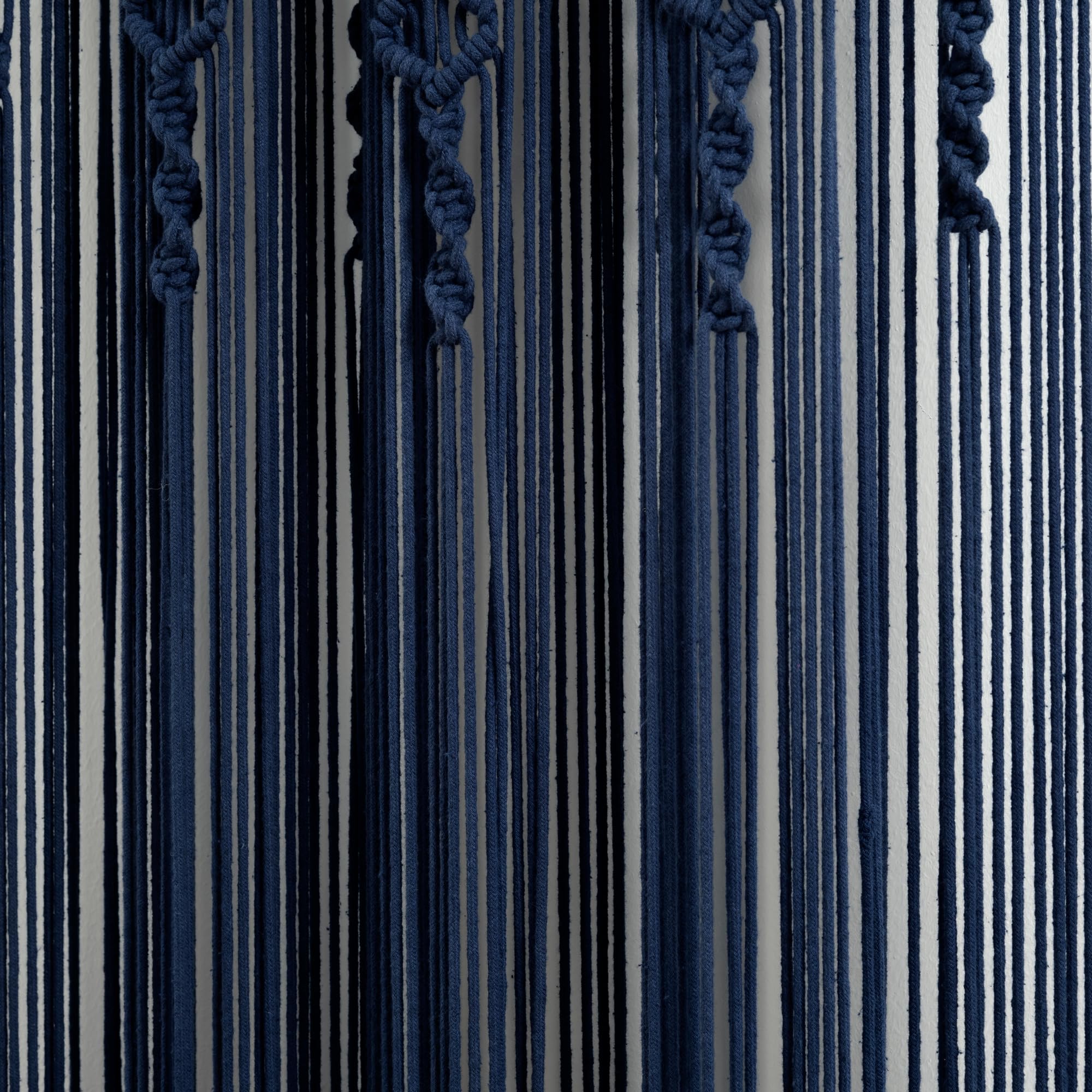 Lush Decor Cortina Bohemia de macramé de algodón Texturizado para Ventana, Separador de Habitaciones, Puerta, decoración de Pared, 84 Pulgadas de Largo x 40 Pulgadas de Ancho, Azul Marino