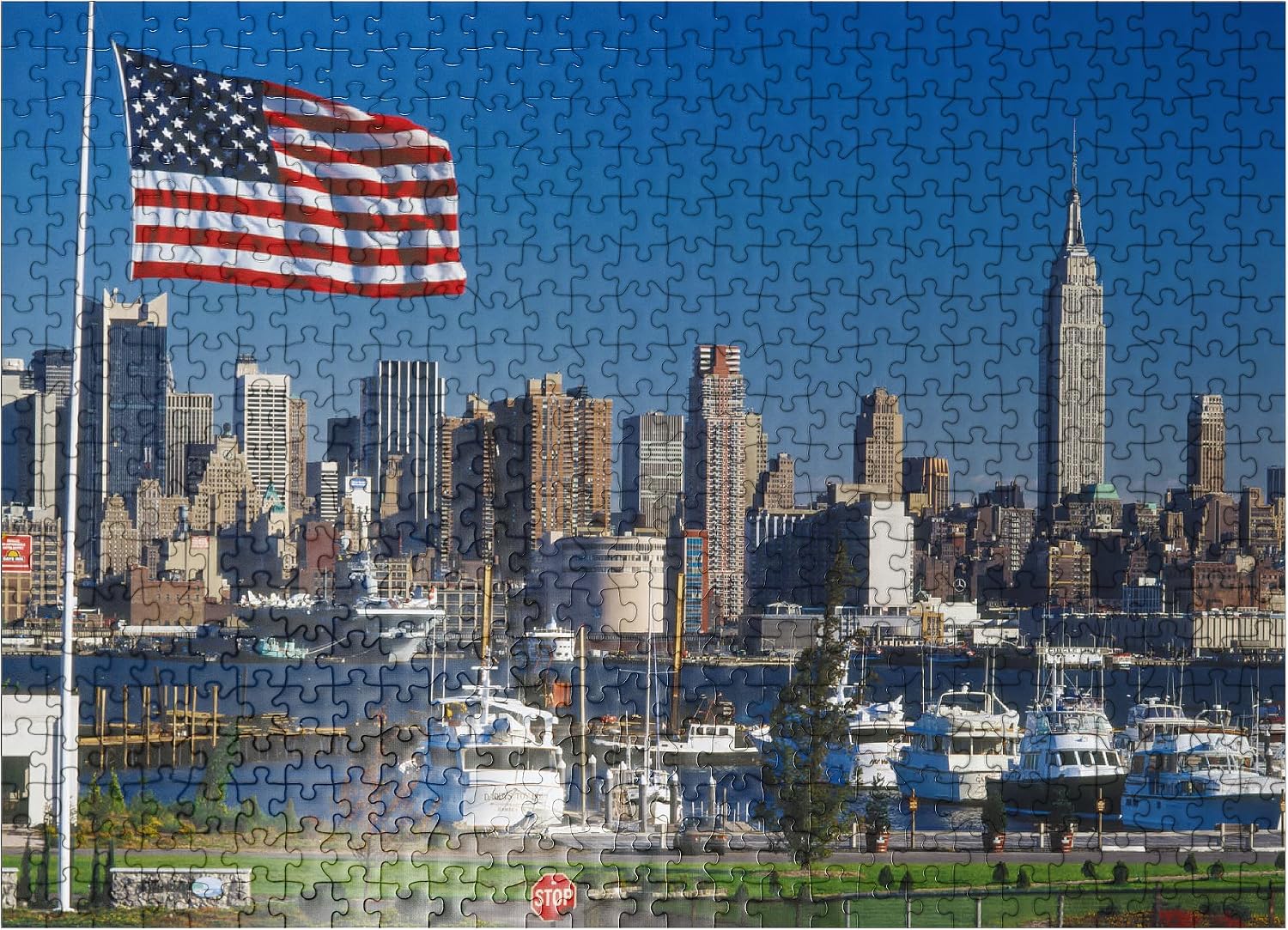 MyPuzzle View Over The Hudson to Manhattan, New York City, New York, USA - Premium 500 Piece Jigsaw Puzzle for Adults