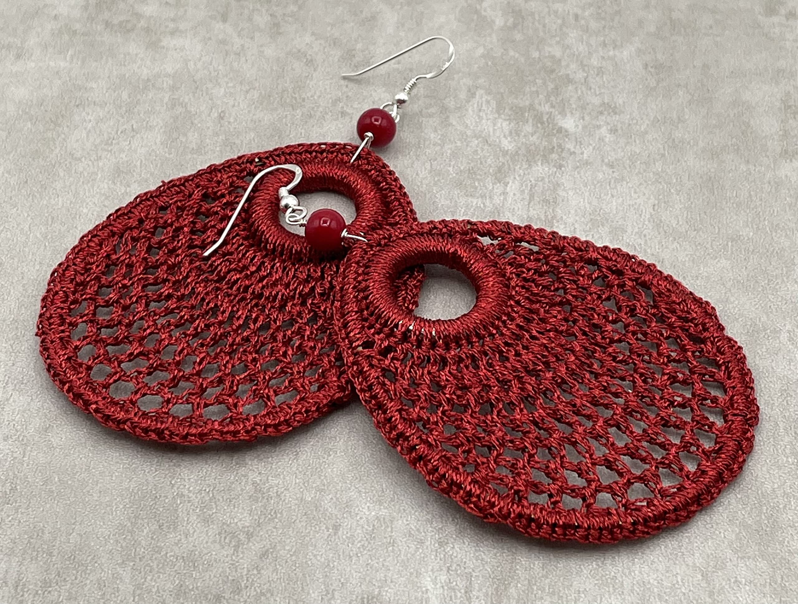 Pendientes Crochet y Coral Rojo, Plata 925, Joyas Artesanales, Estilo Moderno, Regalo para Mujer