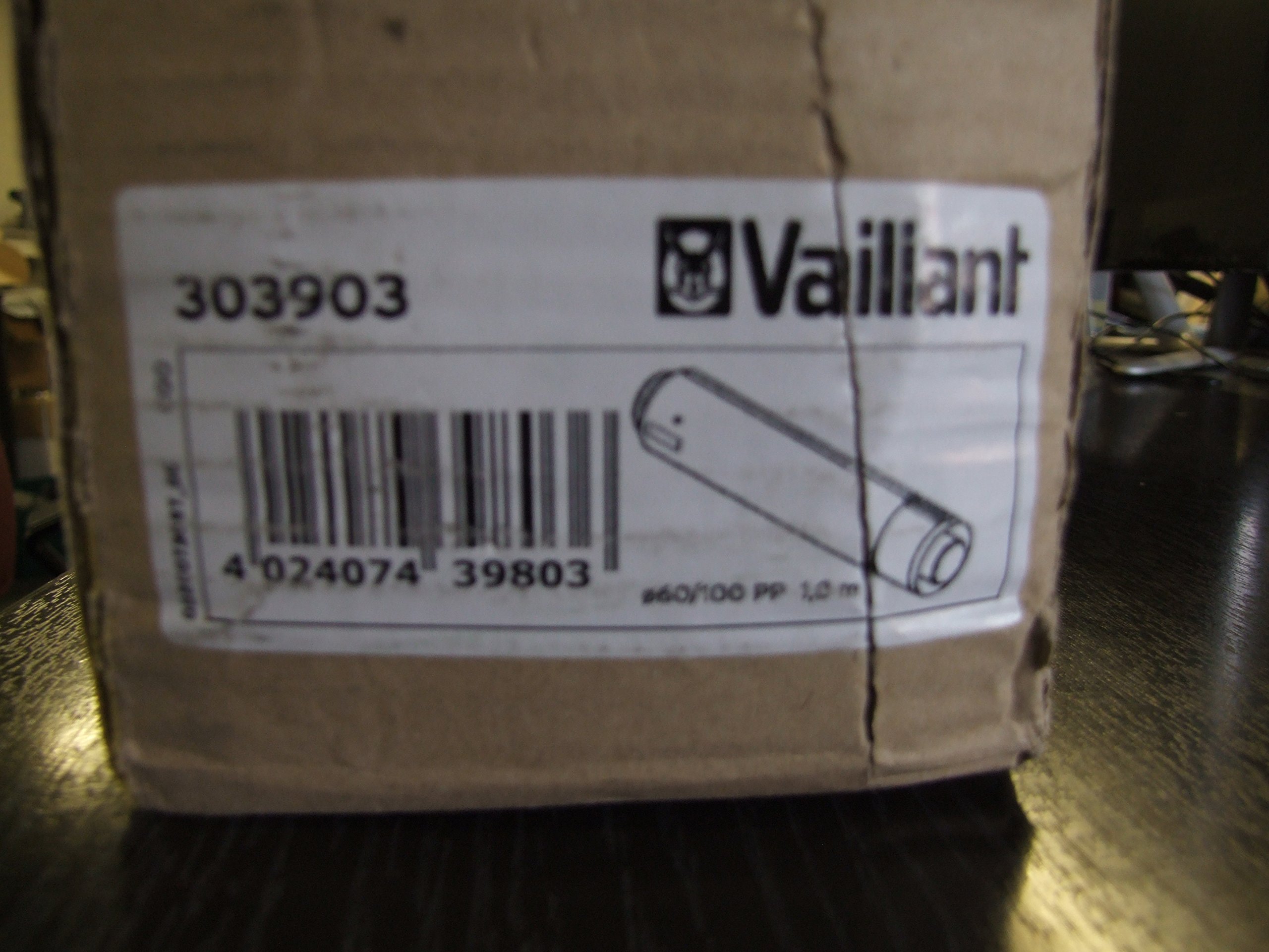 Vaillant 303903 Ecotec 970Mm 60/100Mm Flue Extension 1 Meter
