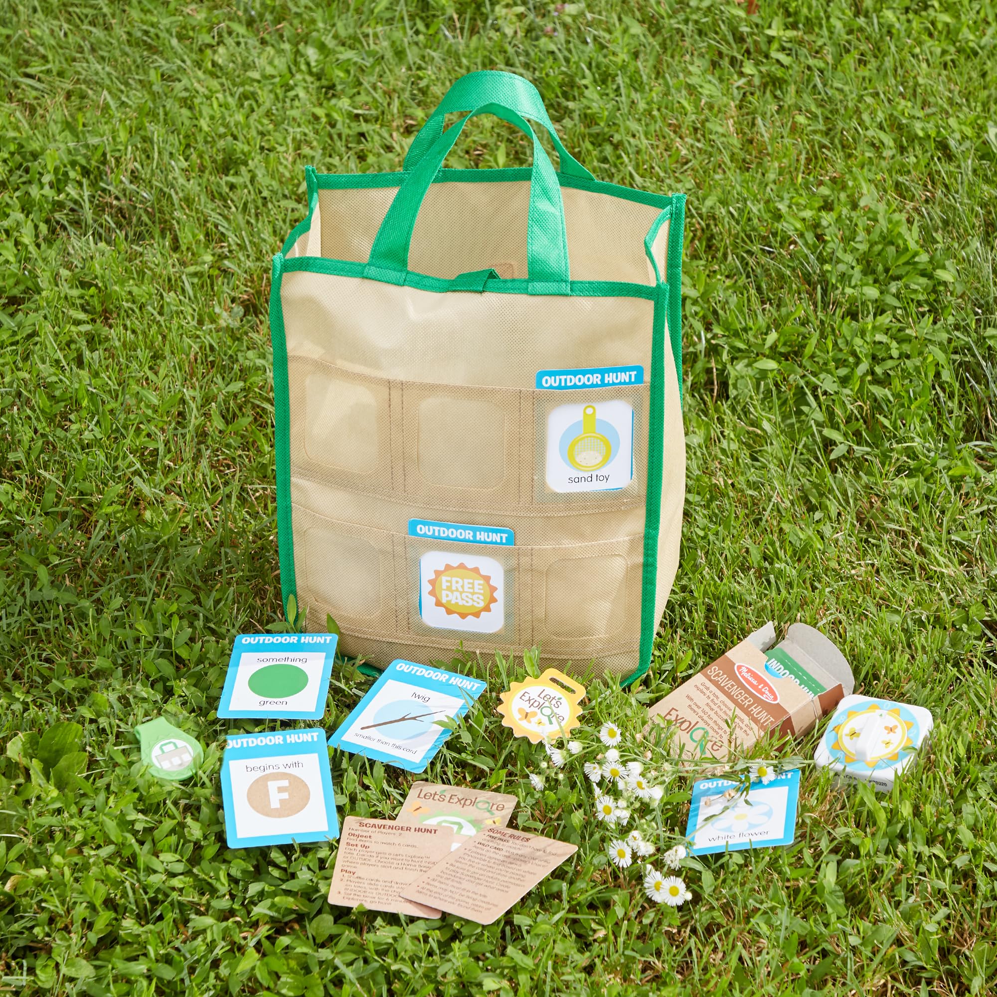 Melissa & Doug |Esploriamo Il Set di Giochi di Caccia al Tesoro Indoor/Outdoor | 3 Anni +