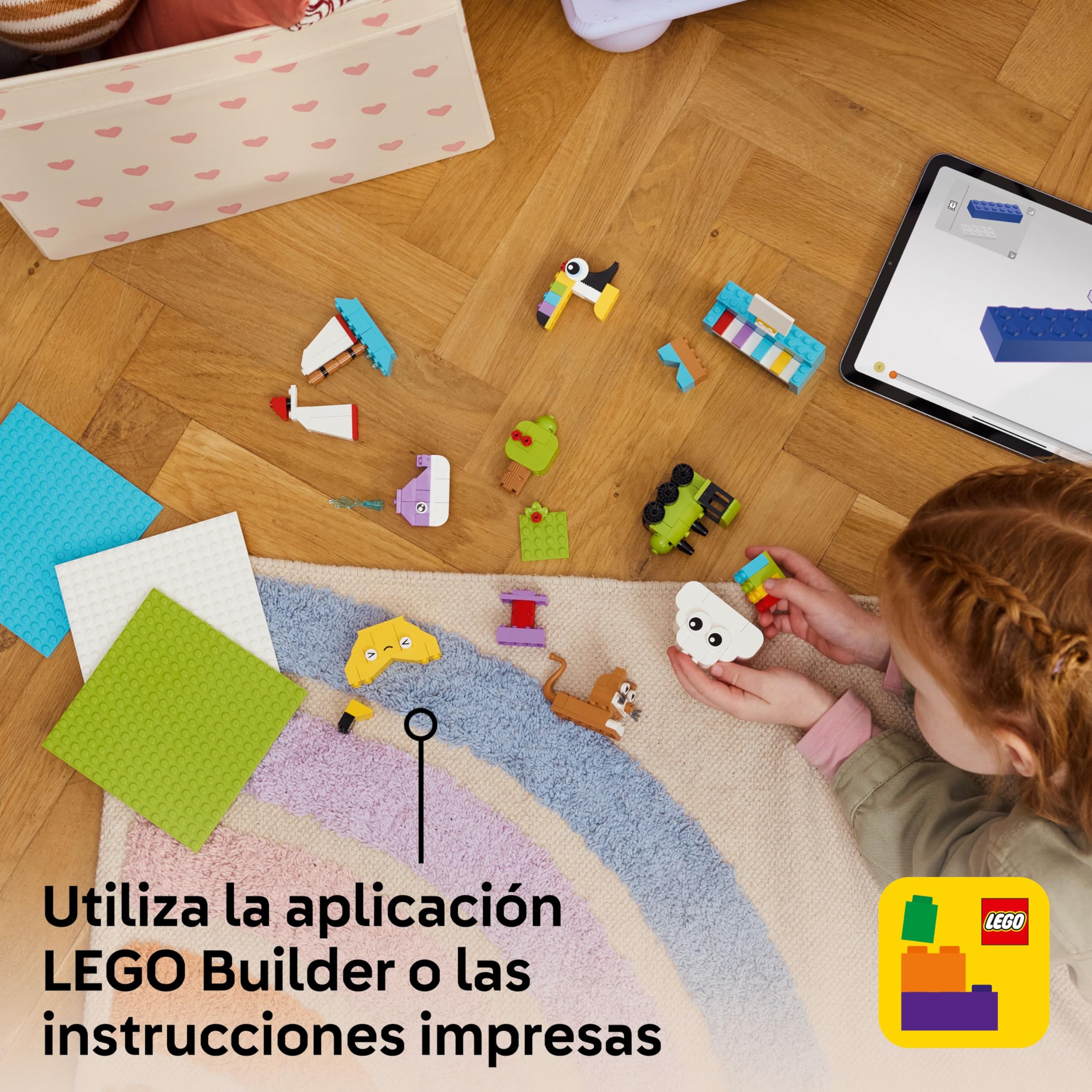 LEGO Classic Caja Creativa para Construir y Jugar con Ladrillos de Colores, Casa, Perro, Camión de Bomberos, Teclado, Nubes, Arcoíris y Más Juguetes, Manualidades para Niños y Niñas de 5+ Años 11044