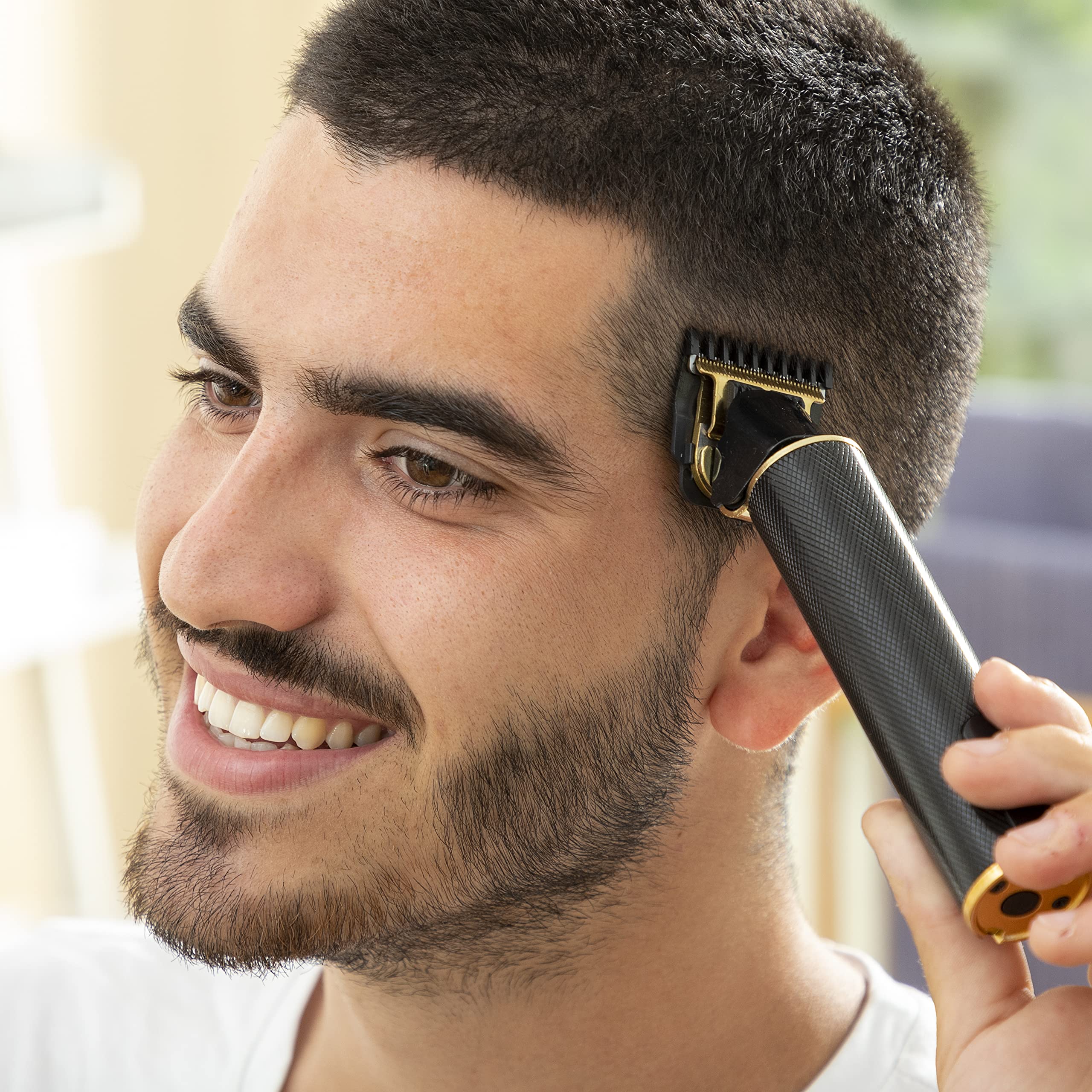 Tondeuse à Cheveux Professionnelle Rechargeable avec Accessoires V0103734 InnovaGoods