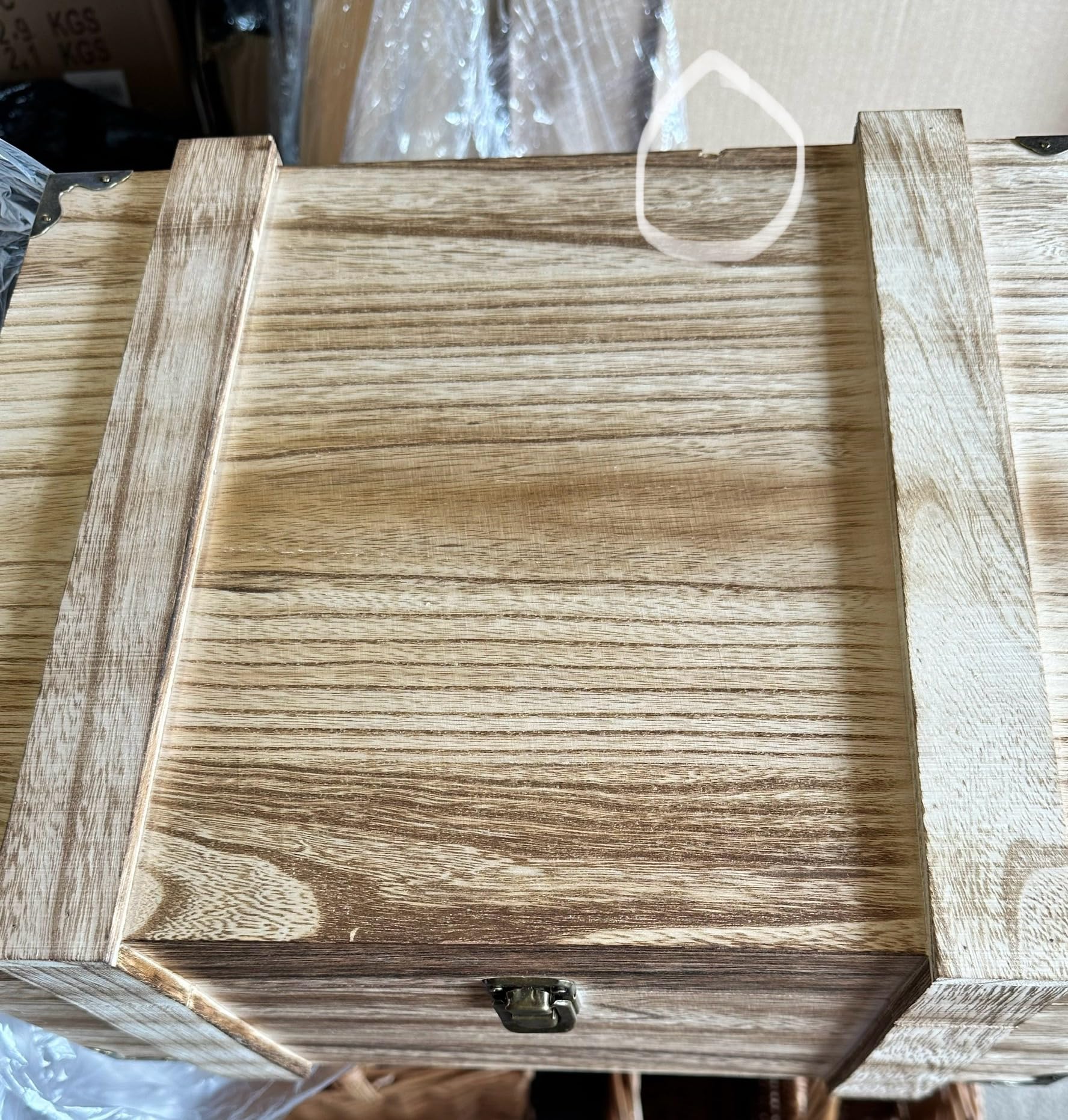 6 Bottle Wooden Wine Chest