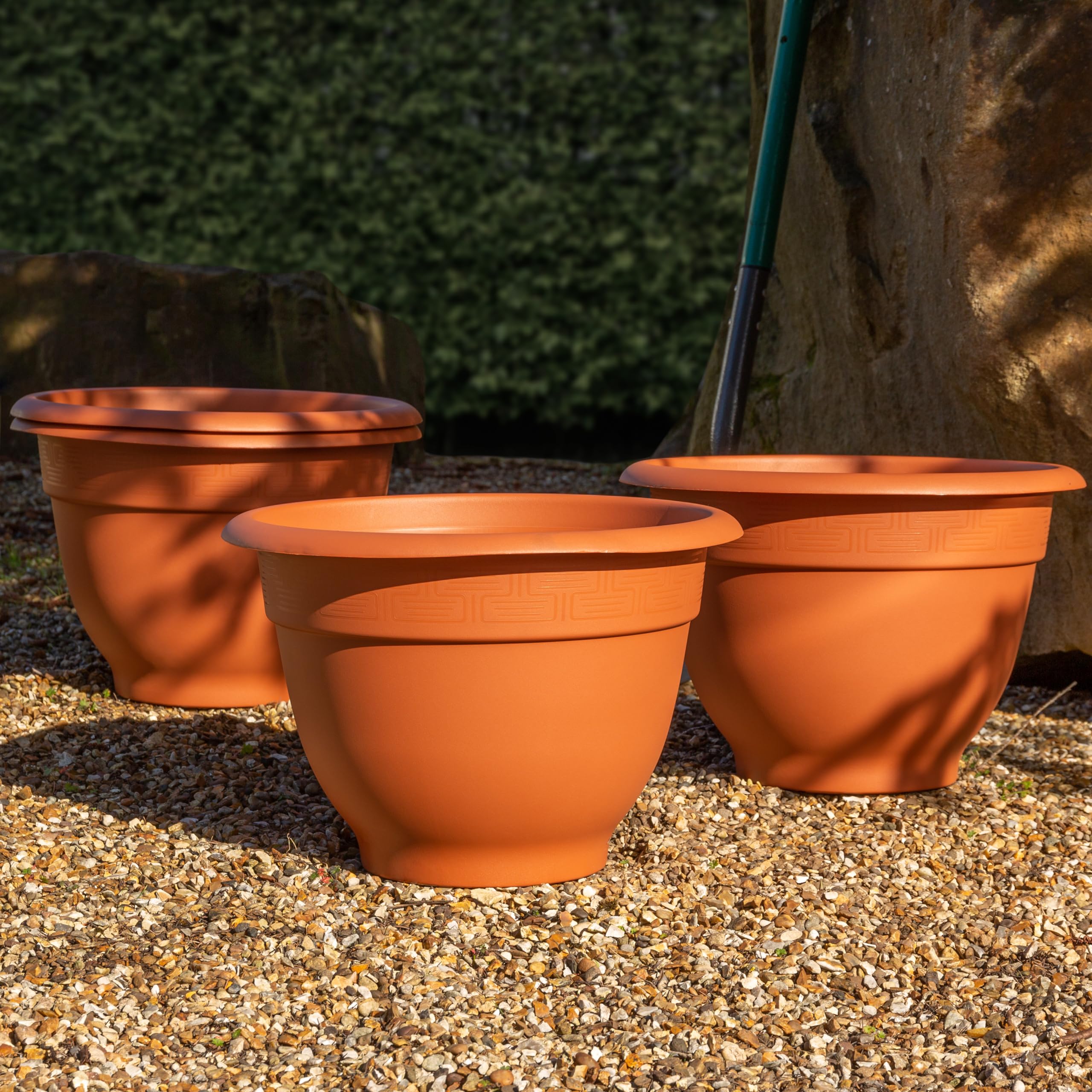Wham 4x 44cm Round Terracotta Bell Pot Plastic Planter, Large Garden Floor Pot, Indoor/Outdoor, Made in UK (Terracotta, 44cm Round, Pack 4)