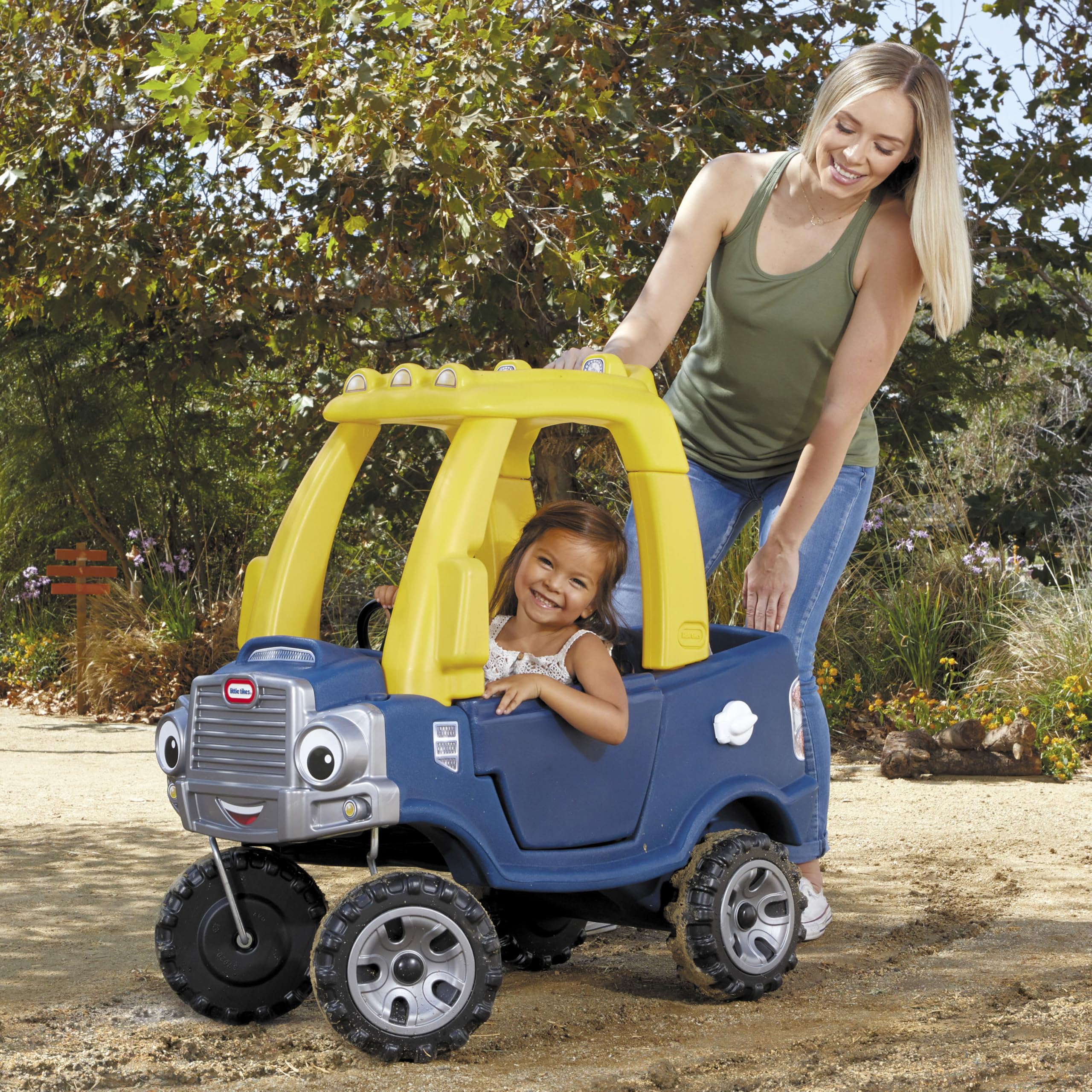 Little Tikes Cozy Truck - Camioncino con pianale rimovibile, camion giocattolo per bambini, con porta e clacson funzionanti, incoraggia il gioco creativo. Età 18 mesi - 5 anni