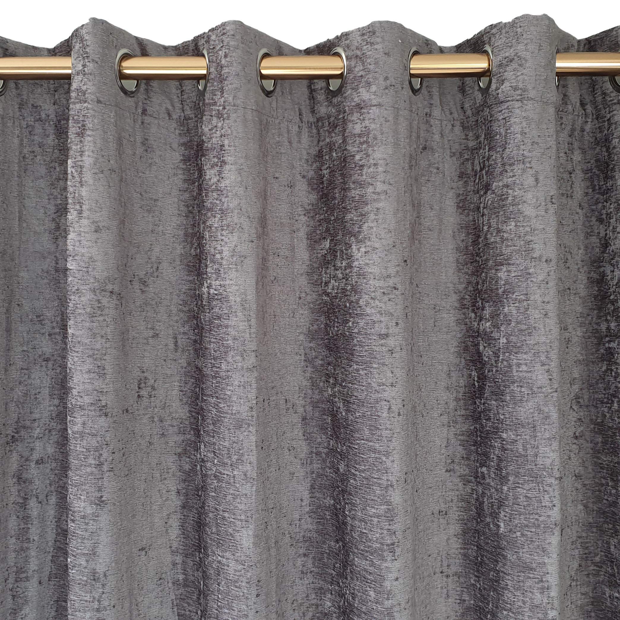 Cuscino Mania Opzione: Coppia di tende | Dimensioni: 228,6 cm di larghezza x 274,3 cm di lunghezza.