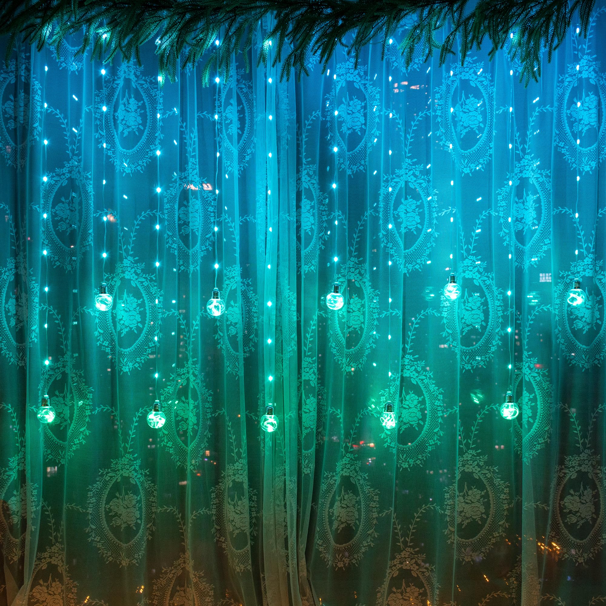 Rideau lumineux en forme de boule à souhaits changeant de couleur, 2,9 x 1,1 m RVB LED avec télécommande par application, synchronisation de la musique, toile de fond de fenêtre, lumières murales pour