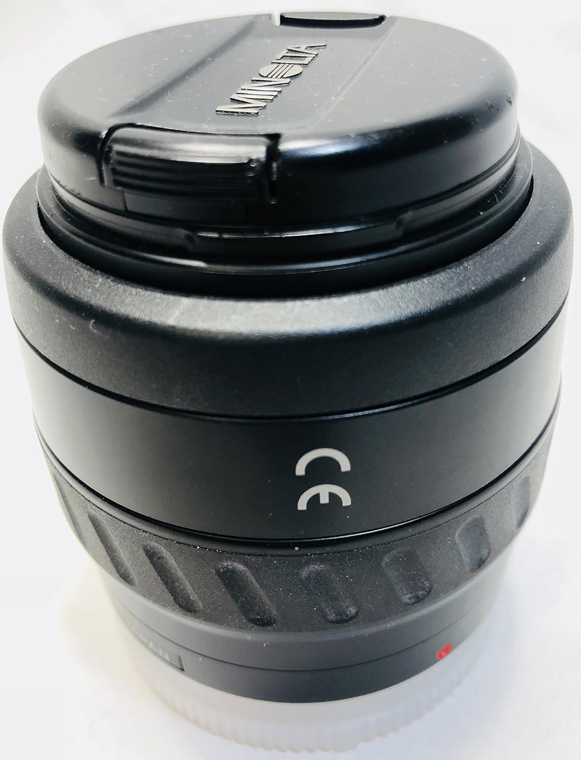 Minolta 35-70mm AF Lens with front and rear caps