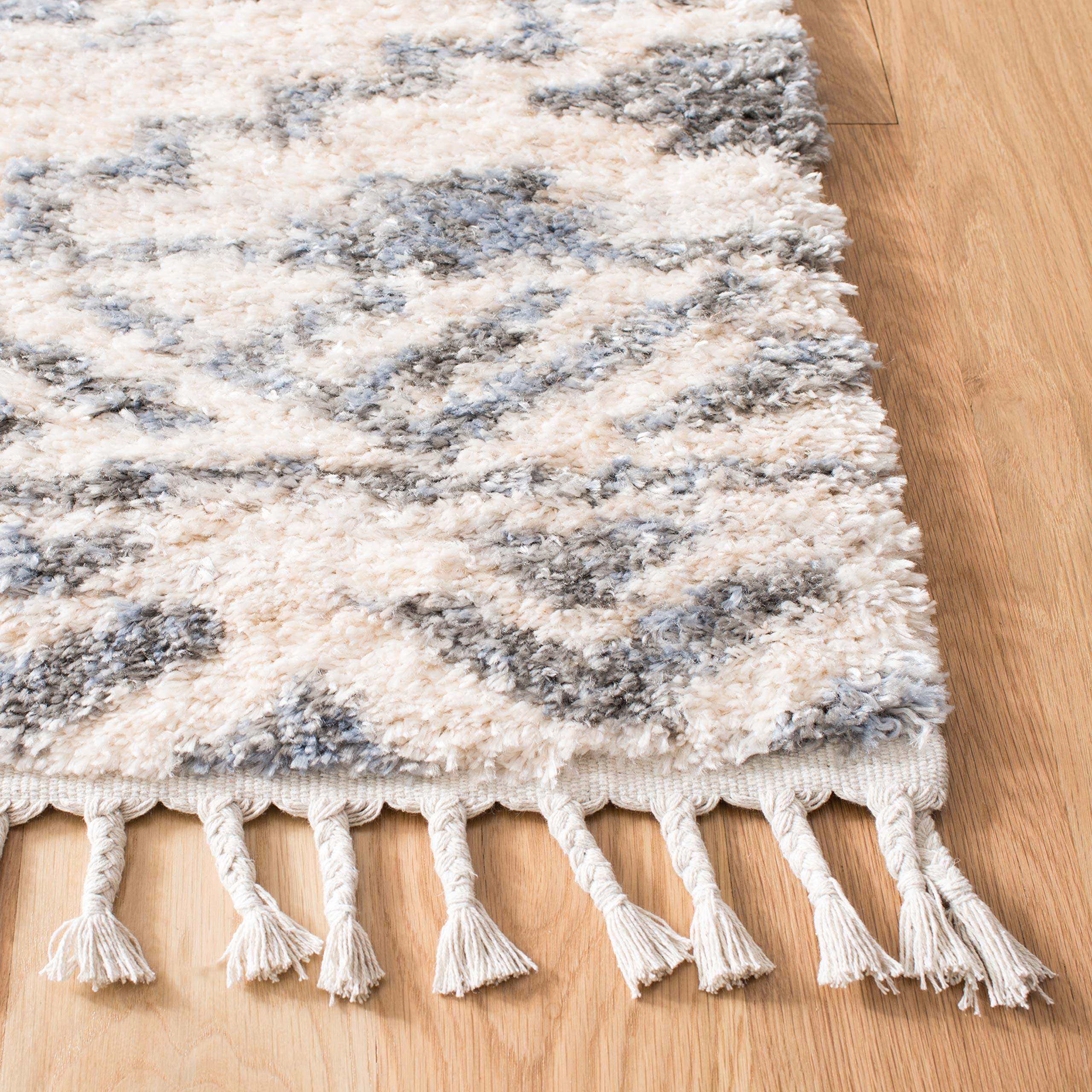 SAFAVIEH Tapis Shag pour Salon, Salle à Manger, Chambre à Coucher - Berber Fringe Shag Collection, Tapis à Poil Court, Crème et Marine, 183 X 274 cm