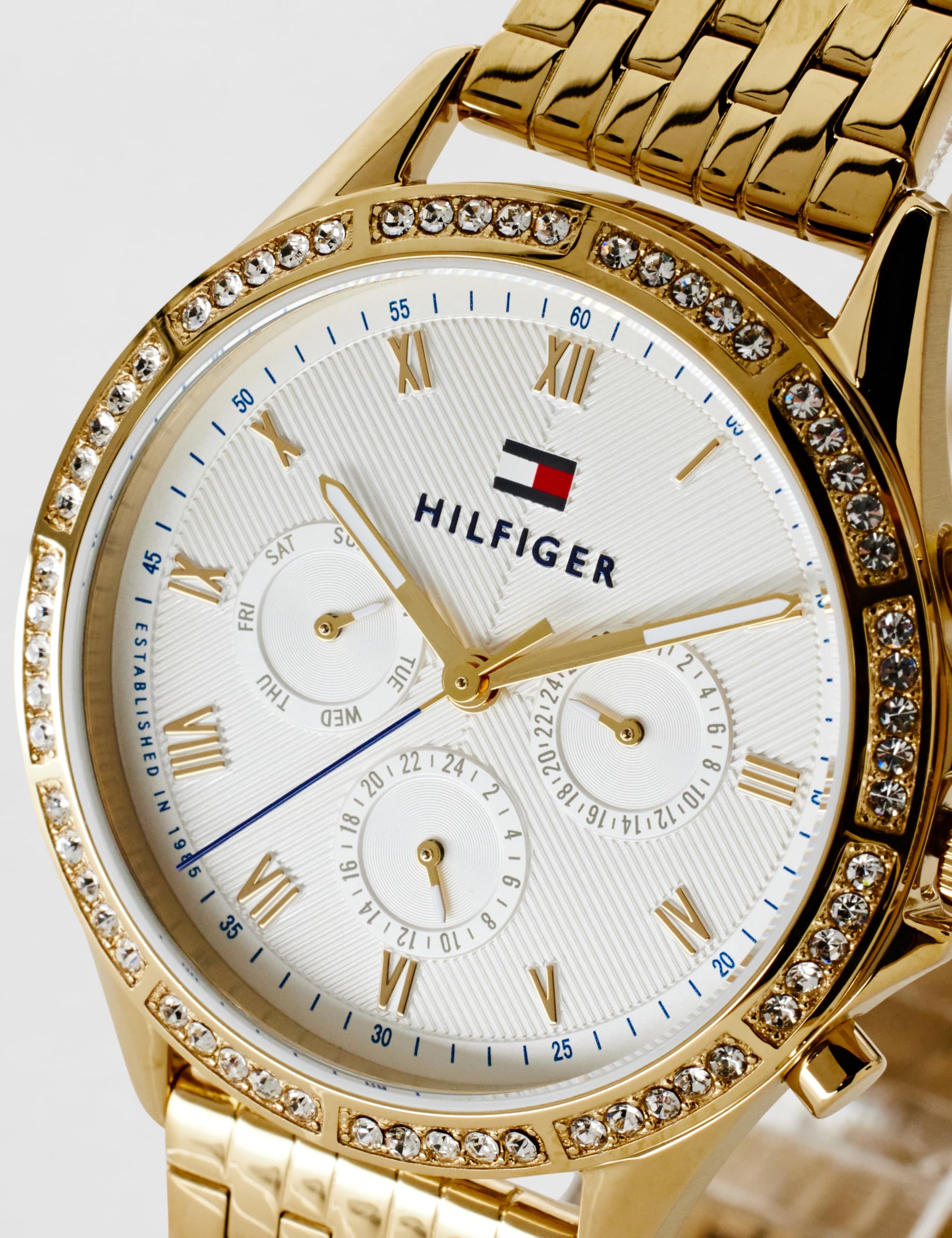 Tommy Hilfiger Orologio Analogico Multifunzione al Quarzo da Donna con Cinturino in Acciaio Inossidabile - Disponibile in versione Oro o Argento