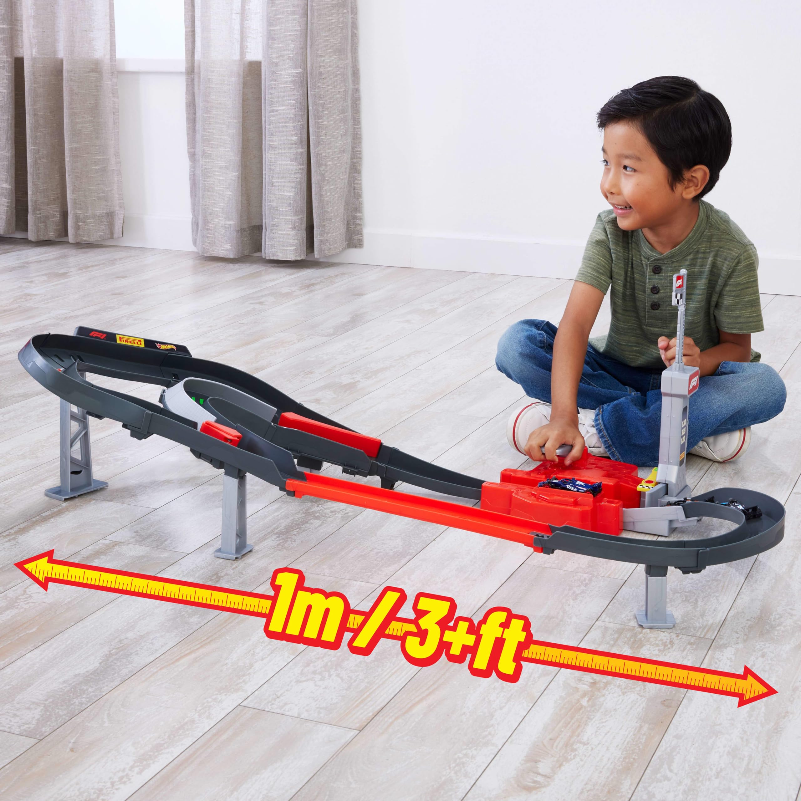 Hot Wheels Racing - Circuito Sprint Formula 1, set pista a due modalità di gioco e con 3 veicoli F1 inclusi, McLaren F1 Team, Alpine e VCARB, giocattolo per bambini, 4+ anni, JDY15