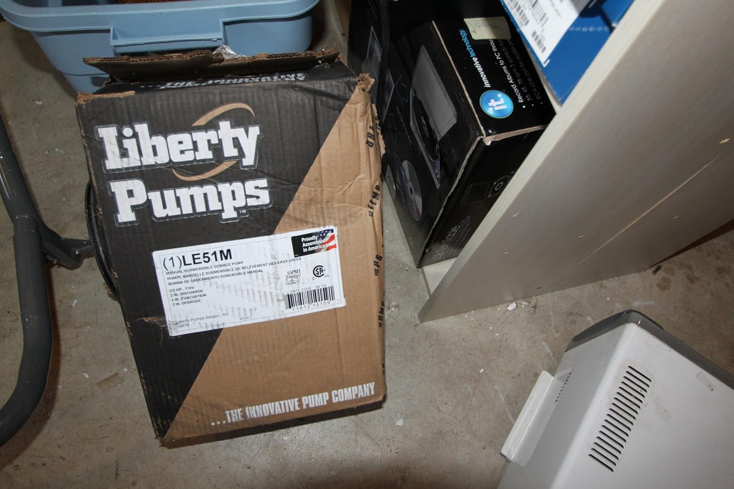 LE50 Series 2 in. 115V 12A 1/2 hp 118 gpm FNPT Cast Iron Sewage Pump