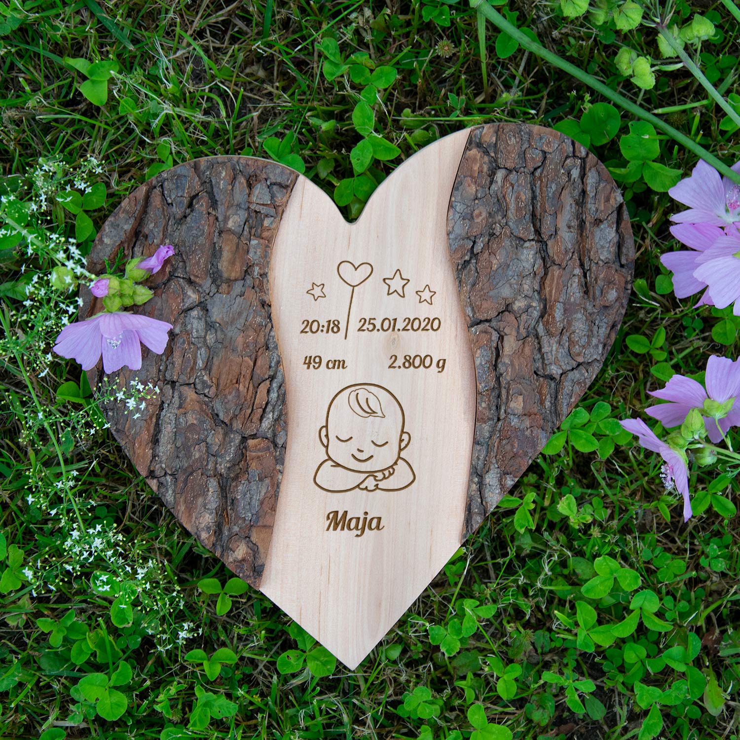 Holz Herz mit Gravur als personalisiertes Geschenk für Eltern I Individuell anpassbar I Geschenke zur Geburt für Mama und Papa I Geburtstagsgeschenk für die Großeltern