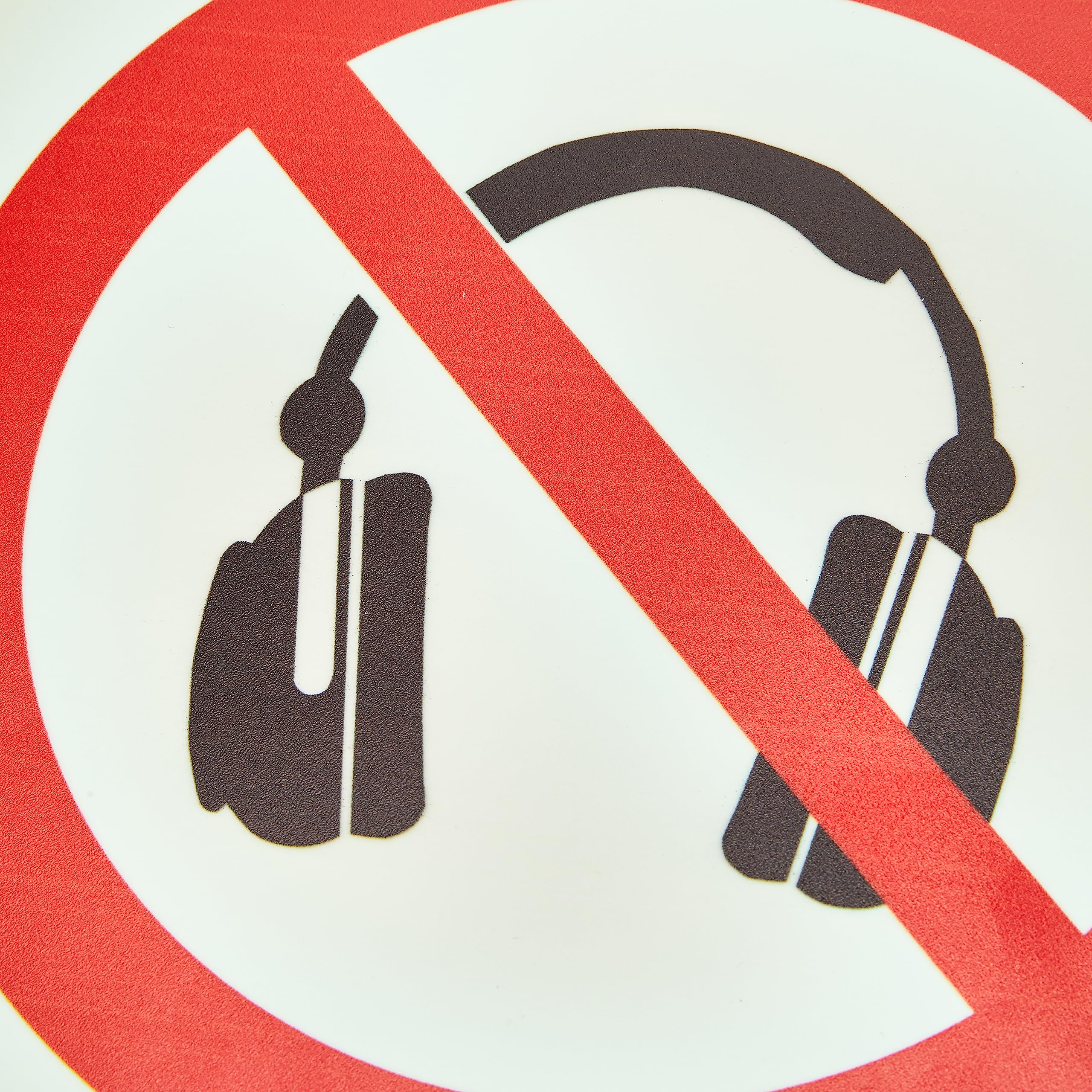P917 Prohibition: No headphones Sign - 200x200mm - S20, Red/White - Image 2