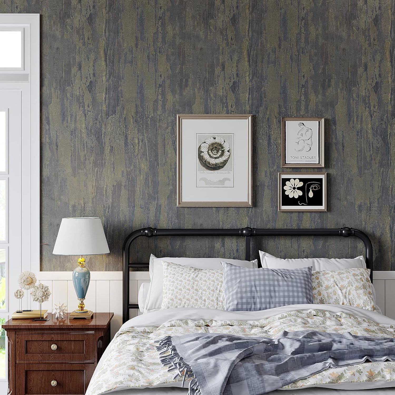 VEELIKE Navy Blue Gold Concrete Wallpaper Peel and Stick Removable Textured Wallpaper for Walls 15.7''x354'' Metallic Concrete Contact Paper Waterproof Self Adhesive Vinyl Paper for Bathroom Bedroom