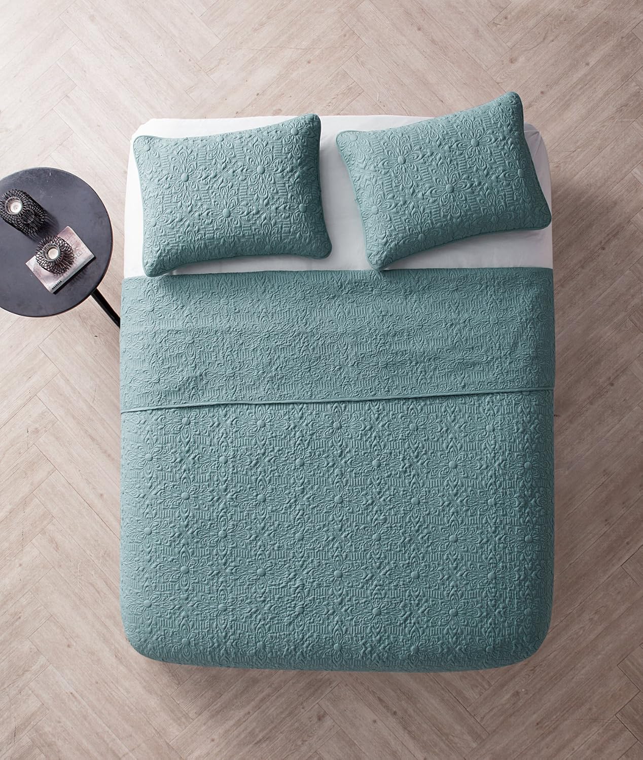 VCNY Home Quilt for King Size Bed - 3-Piece Bed Set, Lightweight Comforter Set Alternative, Bedspread Coverlet and Shams (Caroline, Sage Bedding)