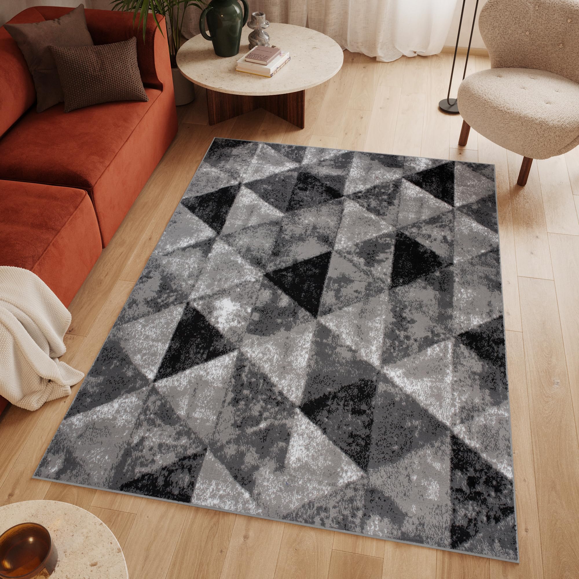 TAPISO Luksusowy dywan z krótkim włosiem, szary, czarny, kremowy, nowoczesny, trójkąty, geometryczny, melanż, wzór do salonu, sypialni, Ökotex 160 x 220 cm